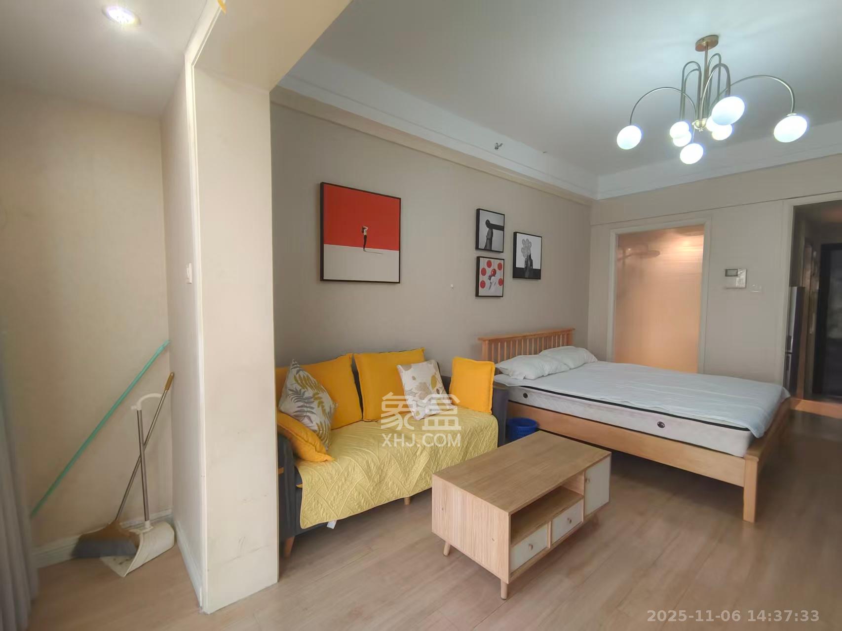 湘腾城市广场  1室1厅1卫    1700.0元/月