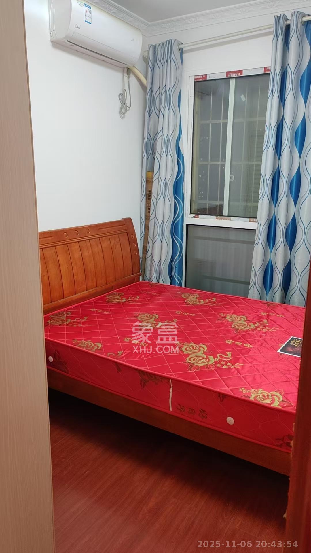 MOMA当代广场 1室2厅1卫 1800.0元/月 MOMA当代广场 1室2厅1卫 1800.0元/月室内图