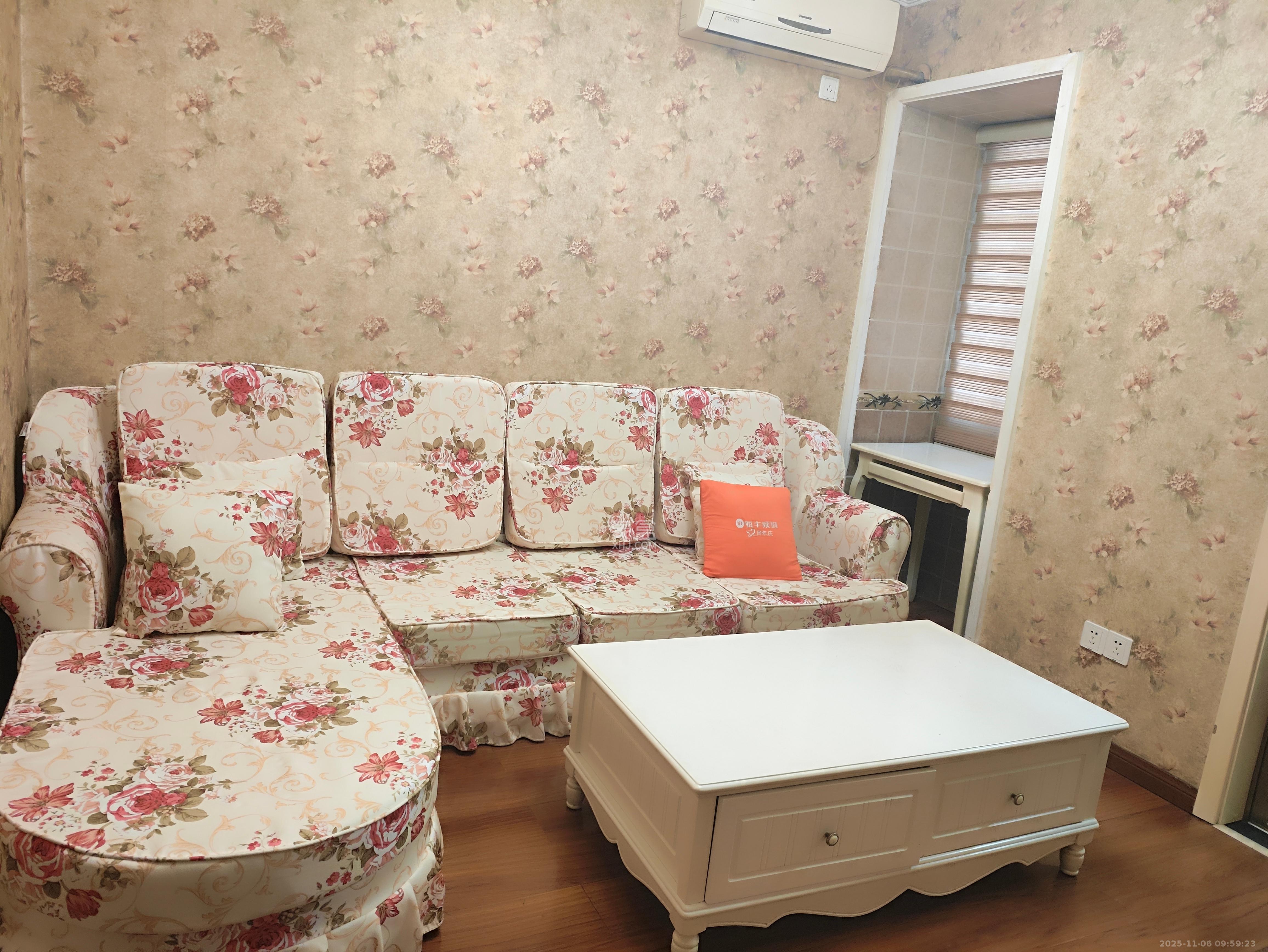 富康小区（富康花园）  1室1厅1卫    1500.0元/月室内图