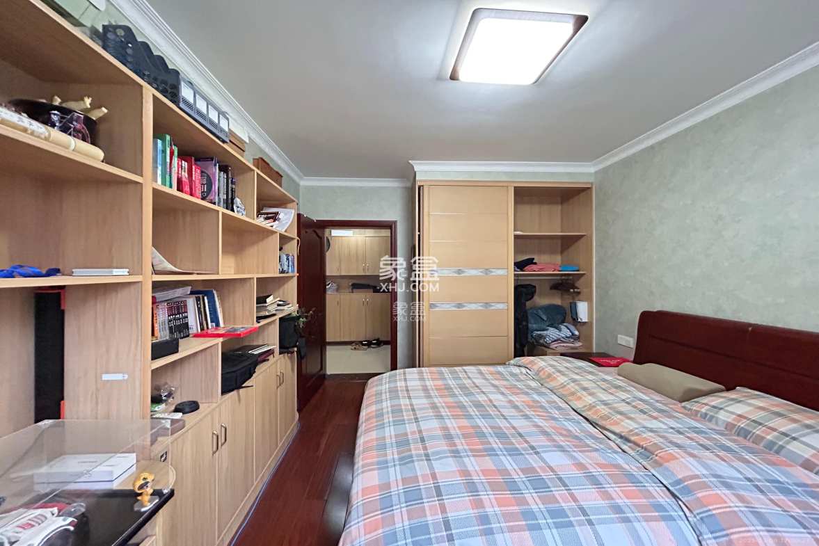 西子花苑 3室2厅2卫 3500.0元/月 西子花苑 3室2厅2卫 3500.0元/月室内图