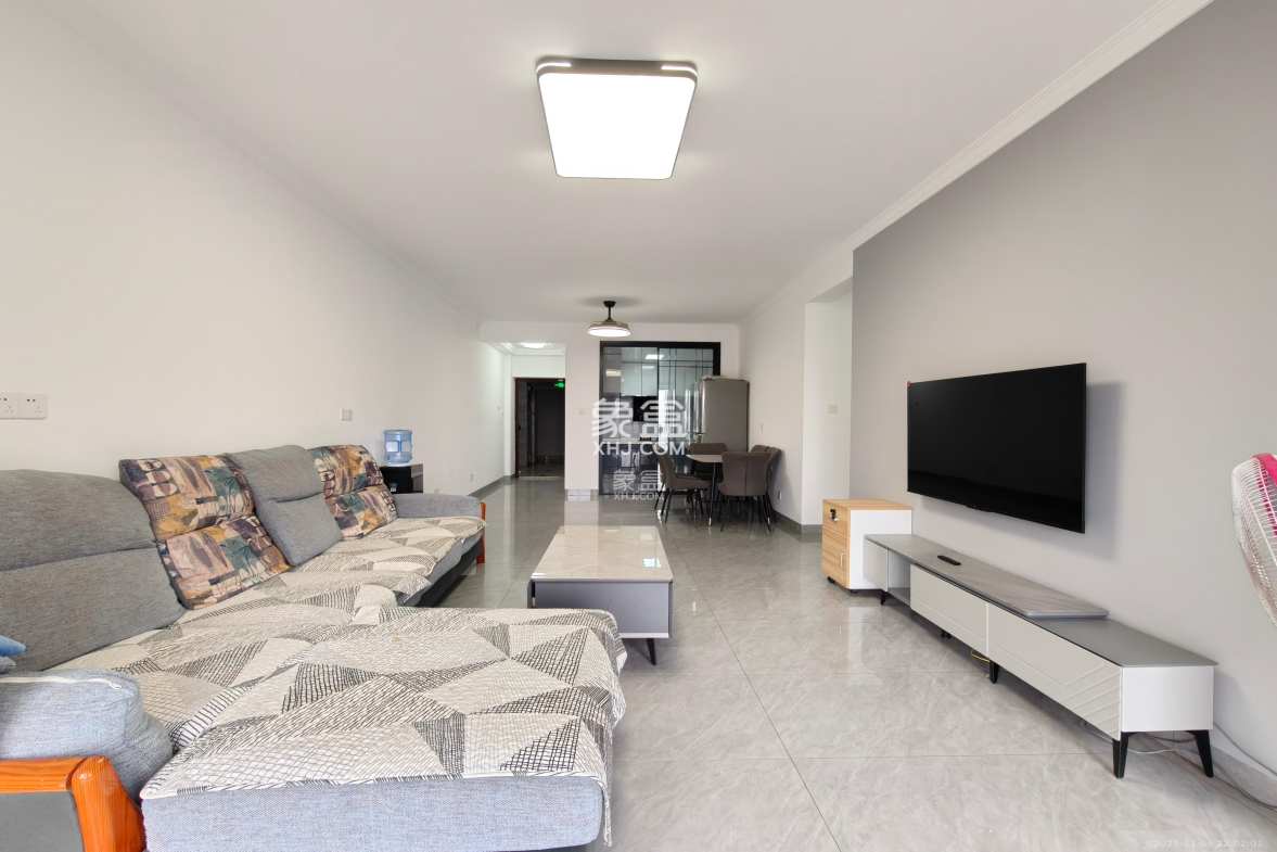 盛地东方芯府 3室2厅2卫 2200.0元/月 盛地东方芯府 3室2厅2卫 2200.0元/月室内图