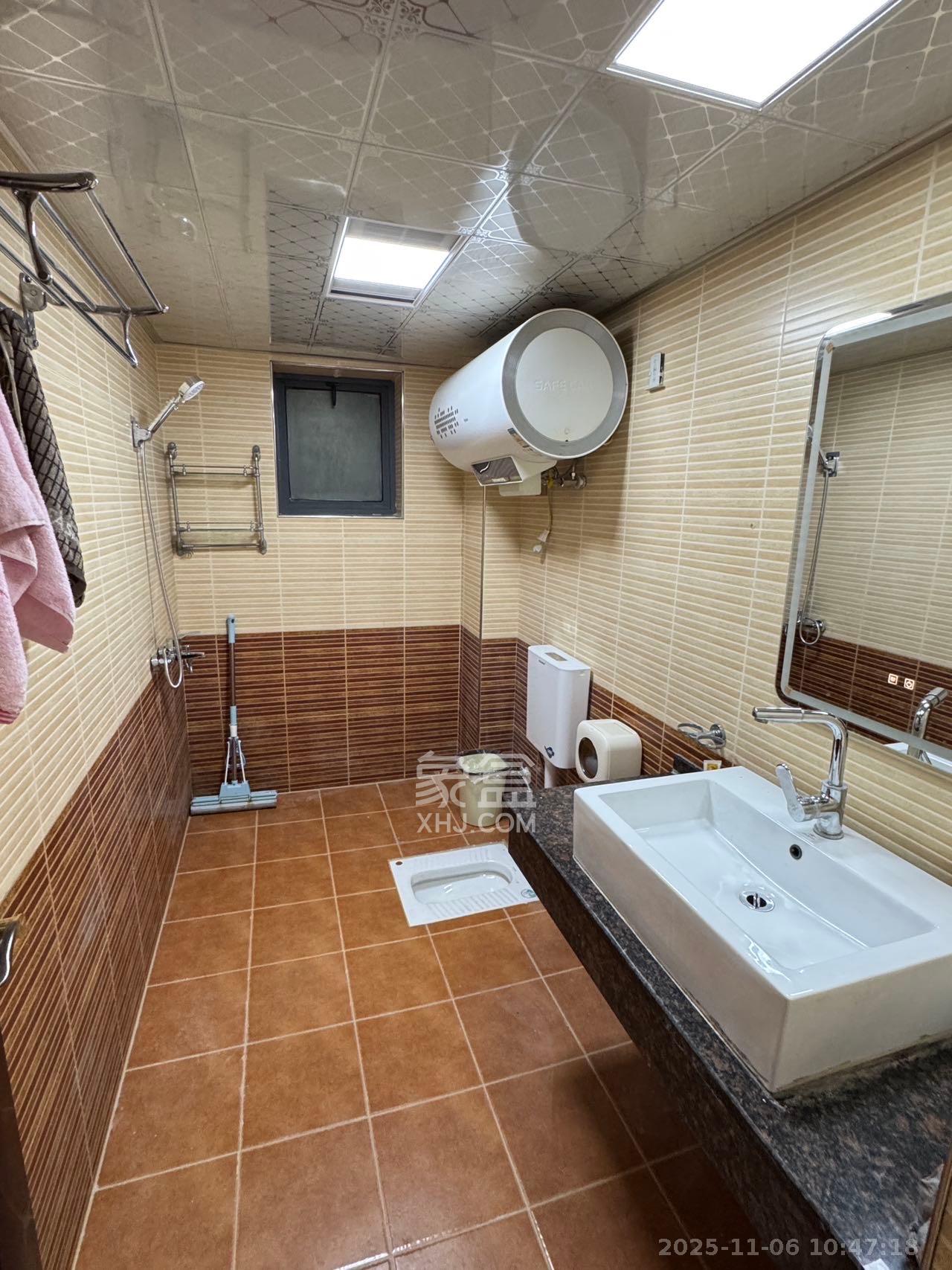 东方芙蓉  3室2厅2卫    3800.0元/月室内图