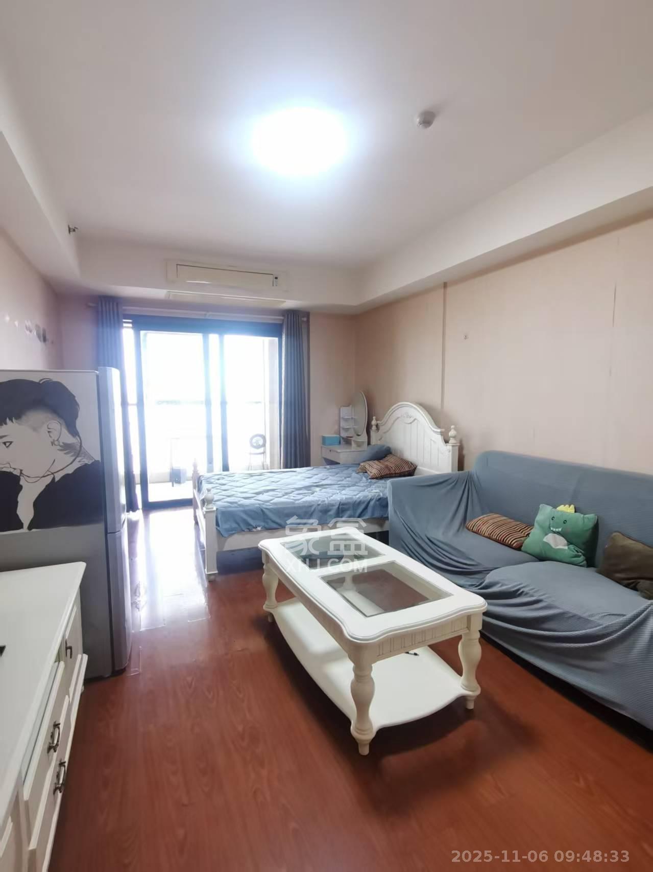 东塘瑞府  1室1厅1卫    1450.0元/月