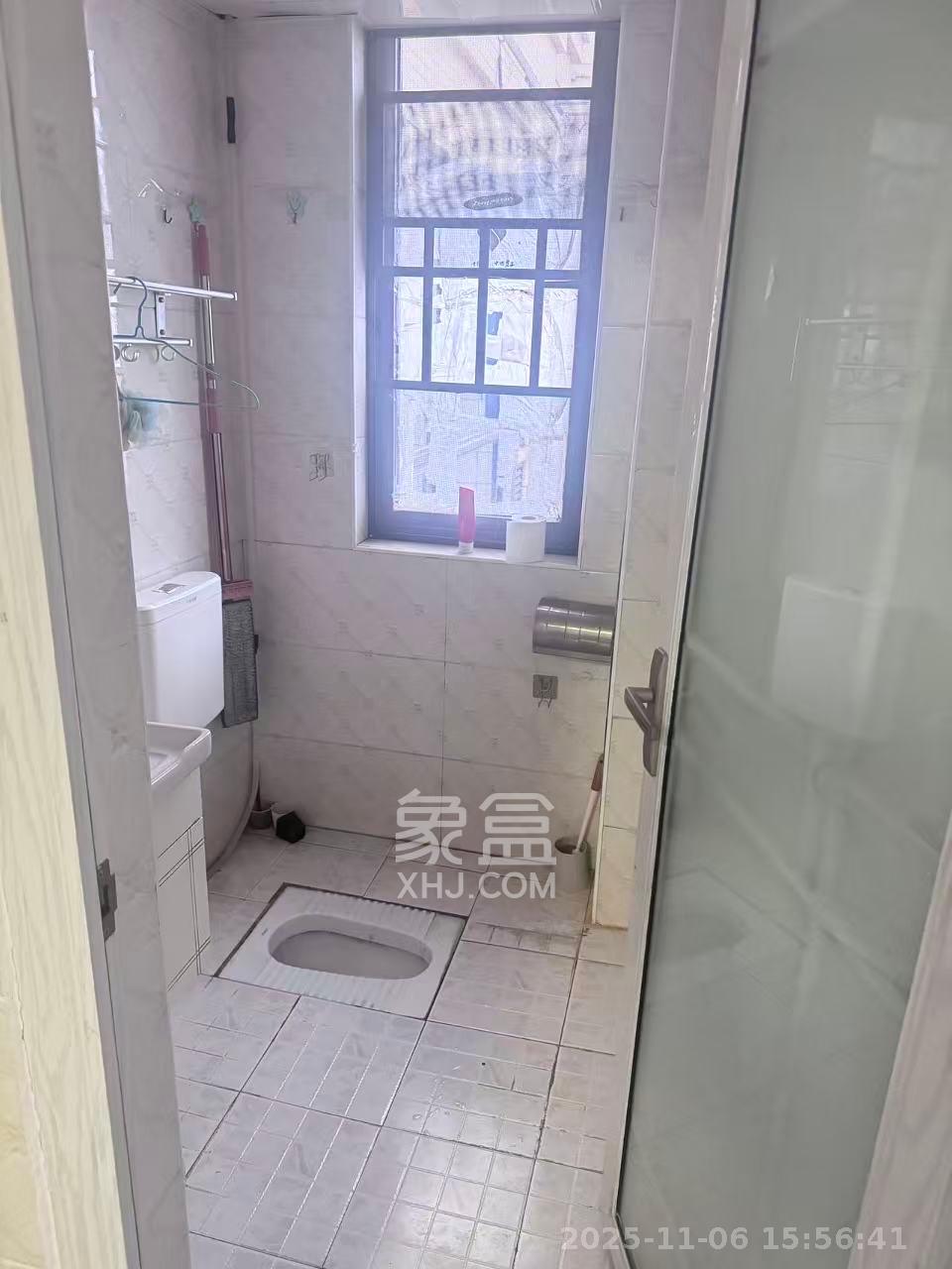 保利西海岸B区 2室1厅1卫 2200.0元/月 保利西海岸B区 2室1厅1卫 2200.0元/月室内图