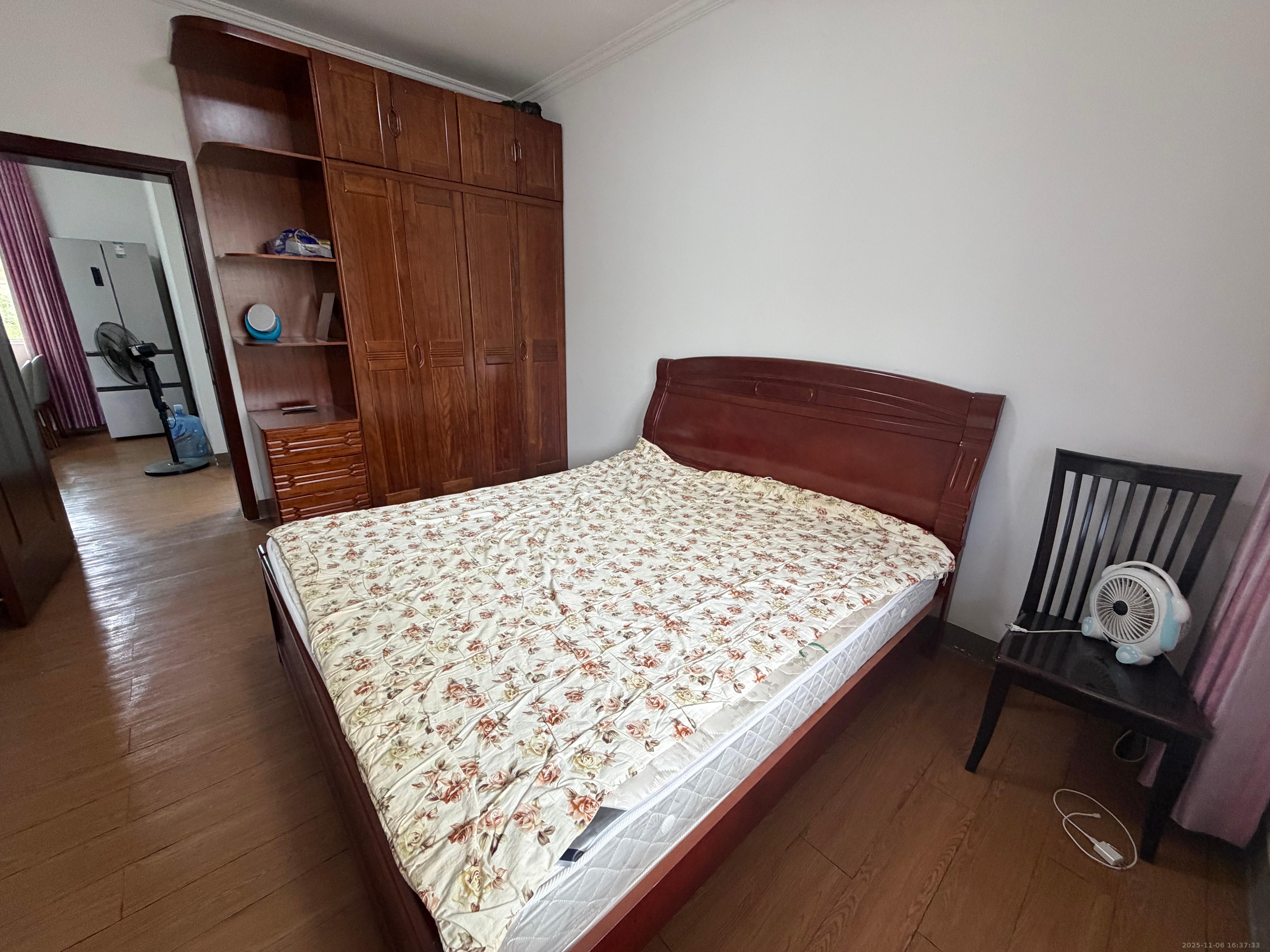 窑岭东村散盘 2室1厅1卫 1400.0元/月 窑岭东村散盘 2室1厅1卫 1400.0元/月室内图