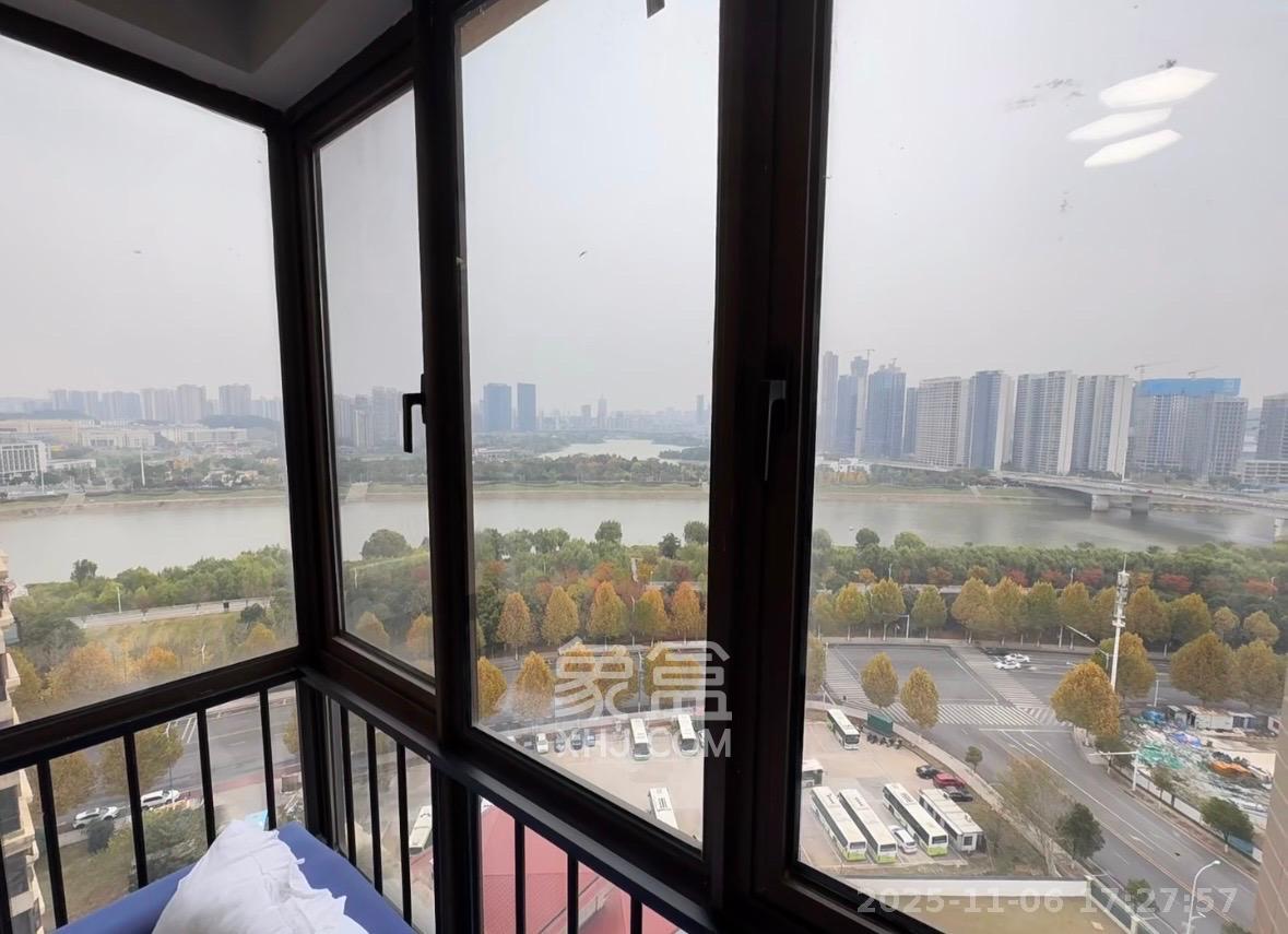 海洋半岛(月珑湾) 3室2厅1卫 1100.0元/月 海洋半岛(月珑湾) 3室2厅1卫 1100.0元/月室内图