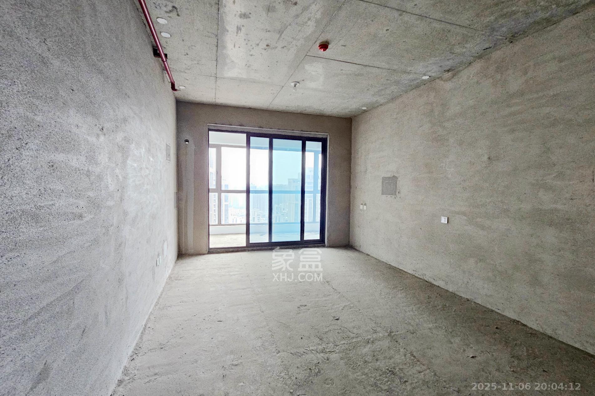 明昇壹城(明昇时代广场)二期 4室2厅3卫 410.0万 明昇壹城(明昇时代广场)二期 4室2厅3卫 410.0万卧室