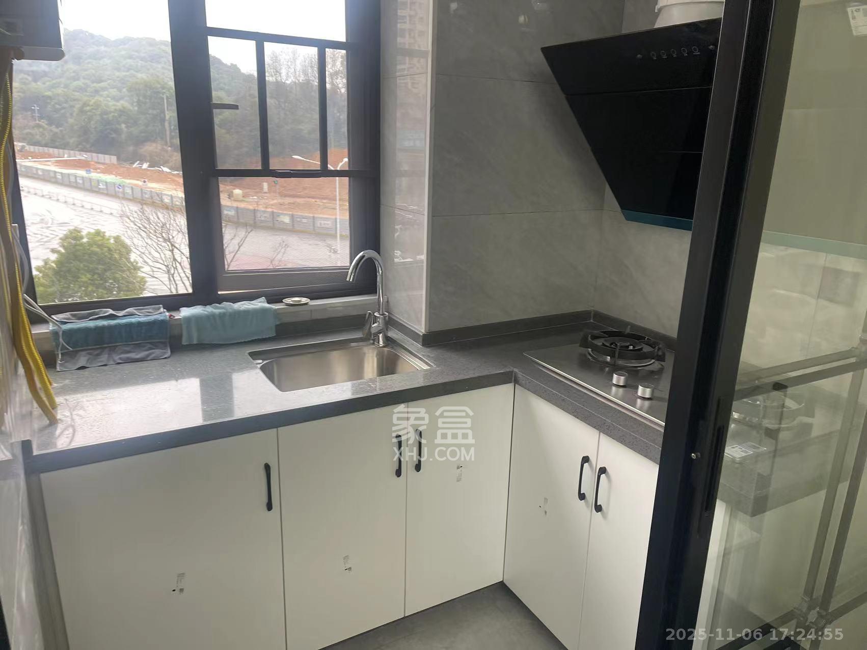 福晟钱隆国际(晟冉景苑) 2室1厅1卫 1700.0元/月 福晟钱隆国际(晟冉景苑) 2室1厅1卫 1700.0元/月室内图