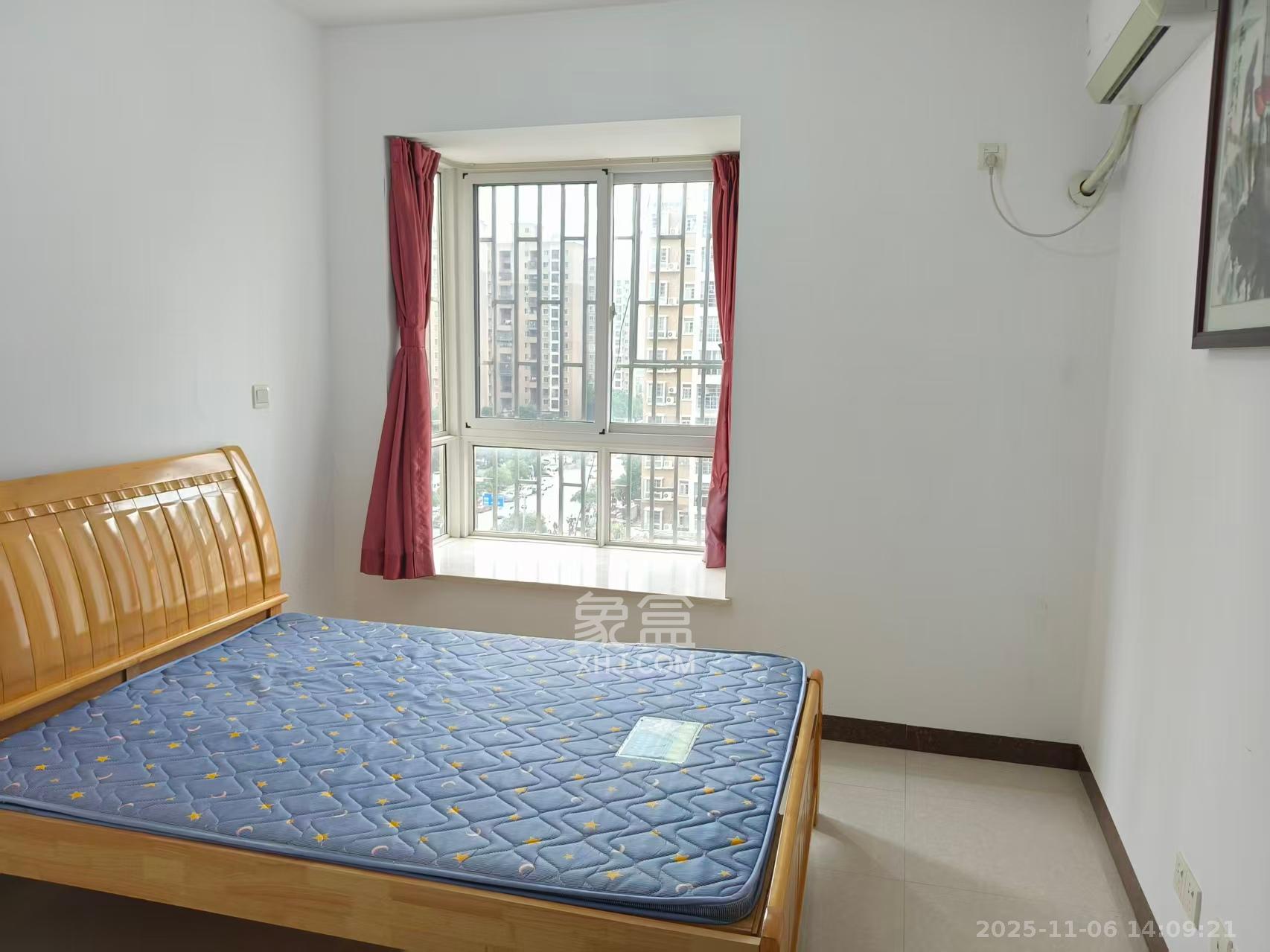 和馨园  2室2厅1卫    2000.0元/月室内图