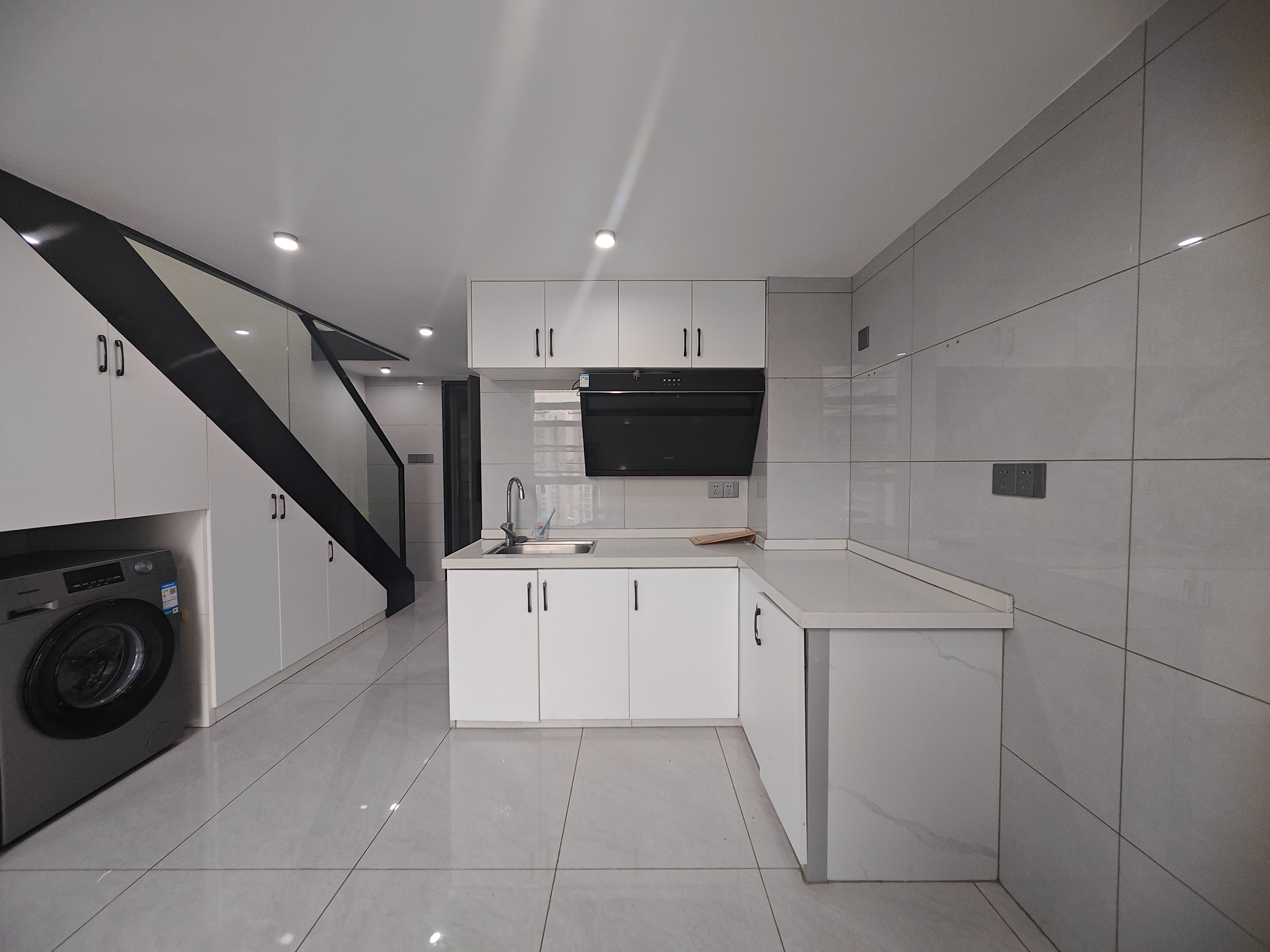 船山公馆  1室1厅1卫    1800.0元/月室内图