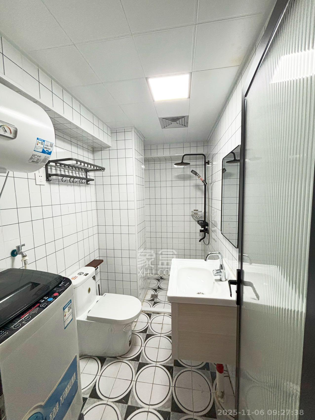 新国际（森和大厦）  1室1厅1卫    2600.0元/月室内图