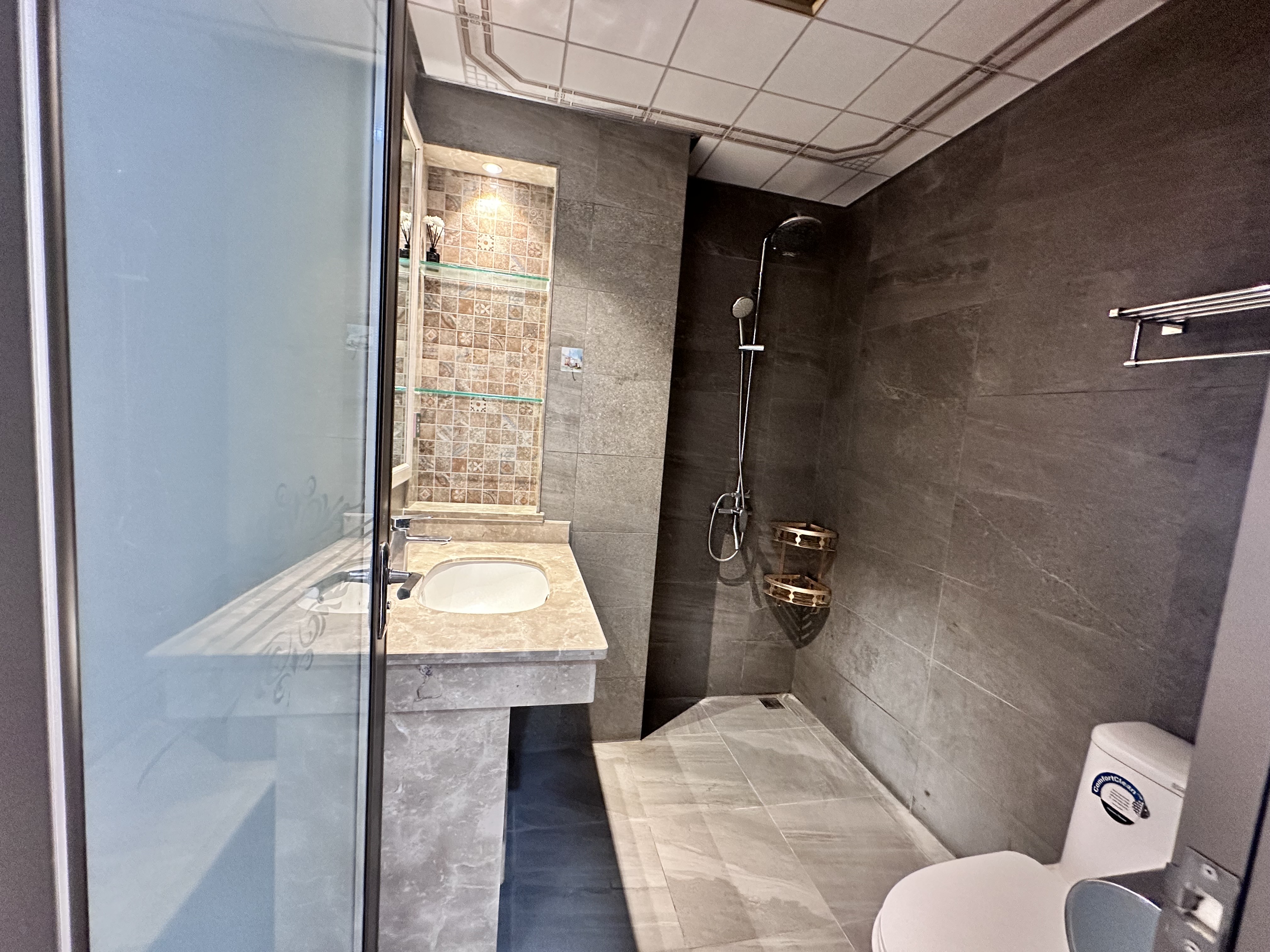 海航豪庭北苑 5室2厅3卫 10000.0元/月 海航豪庭北苑 5室2厅3卫 10000.0元/月室内图