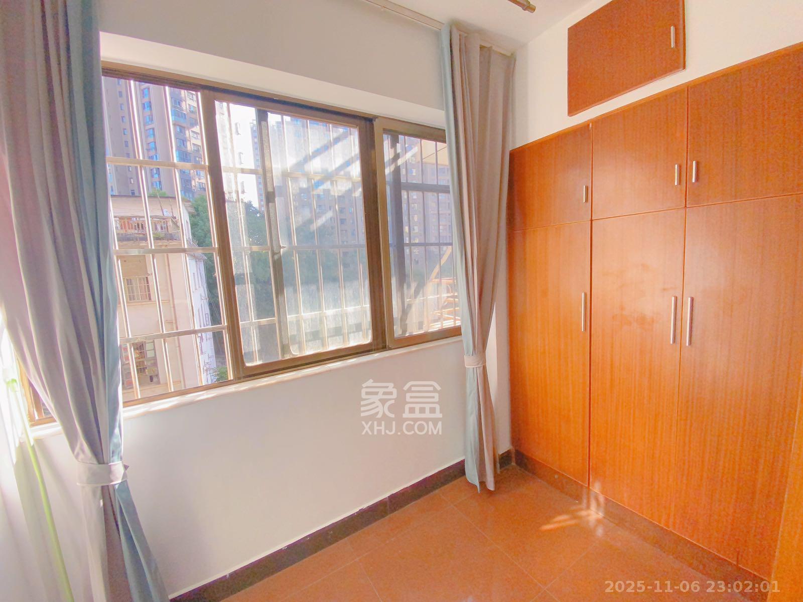 芙蓉蓉苑 1室1厅1卫 2800.0元/月 芙蓉蓉苑 1室1厅1卫 2800.0元/月室内图