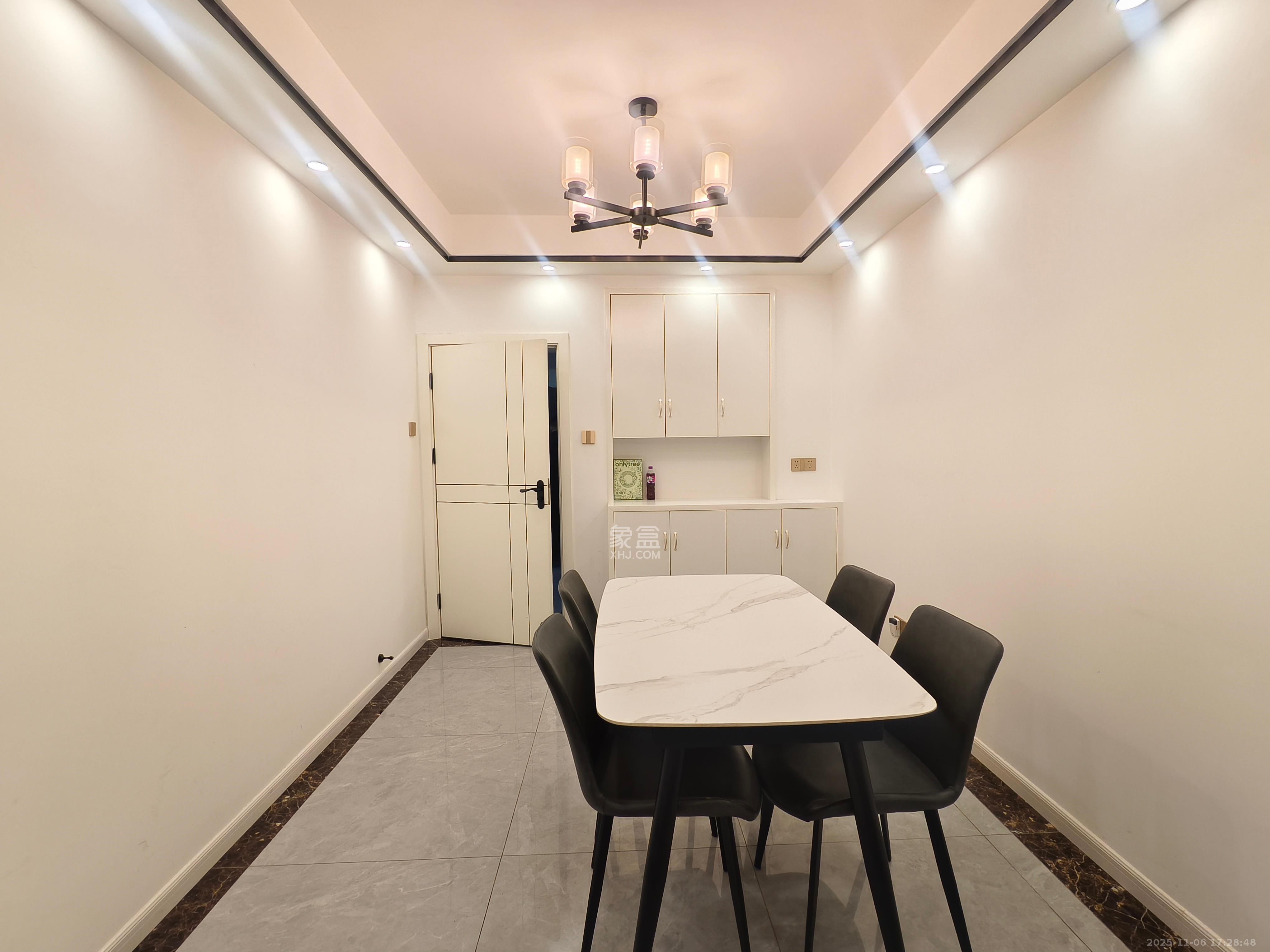 鑫天御景湾 3室2厅2卫 3000.0元/月 鑫天御景湾 3室2厅2卫 3000.0元/月室内图