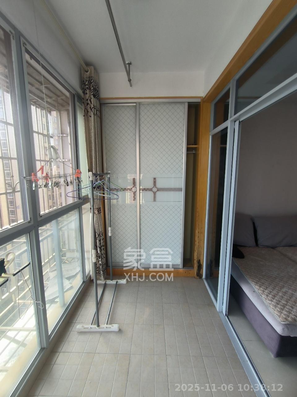 天天向上 2室2厅1卫 2000.0元/月 天天向上 2室2厅1卫 2000.0元/月室内图