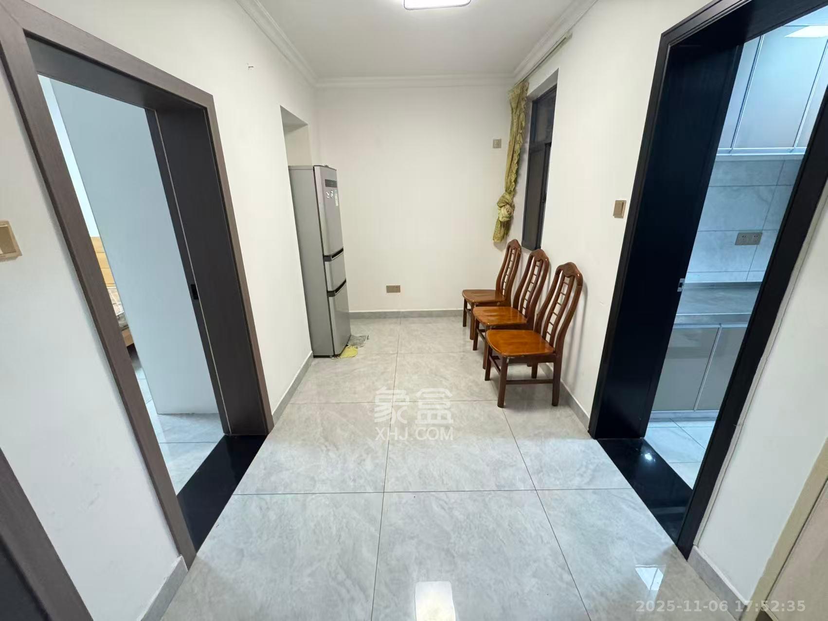 红旗区二片  2室1厅1卫    2100.0元/月室内图