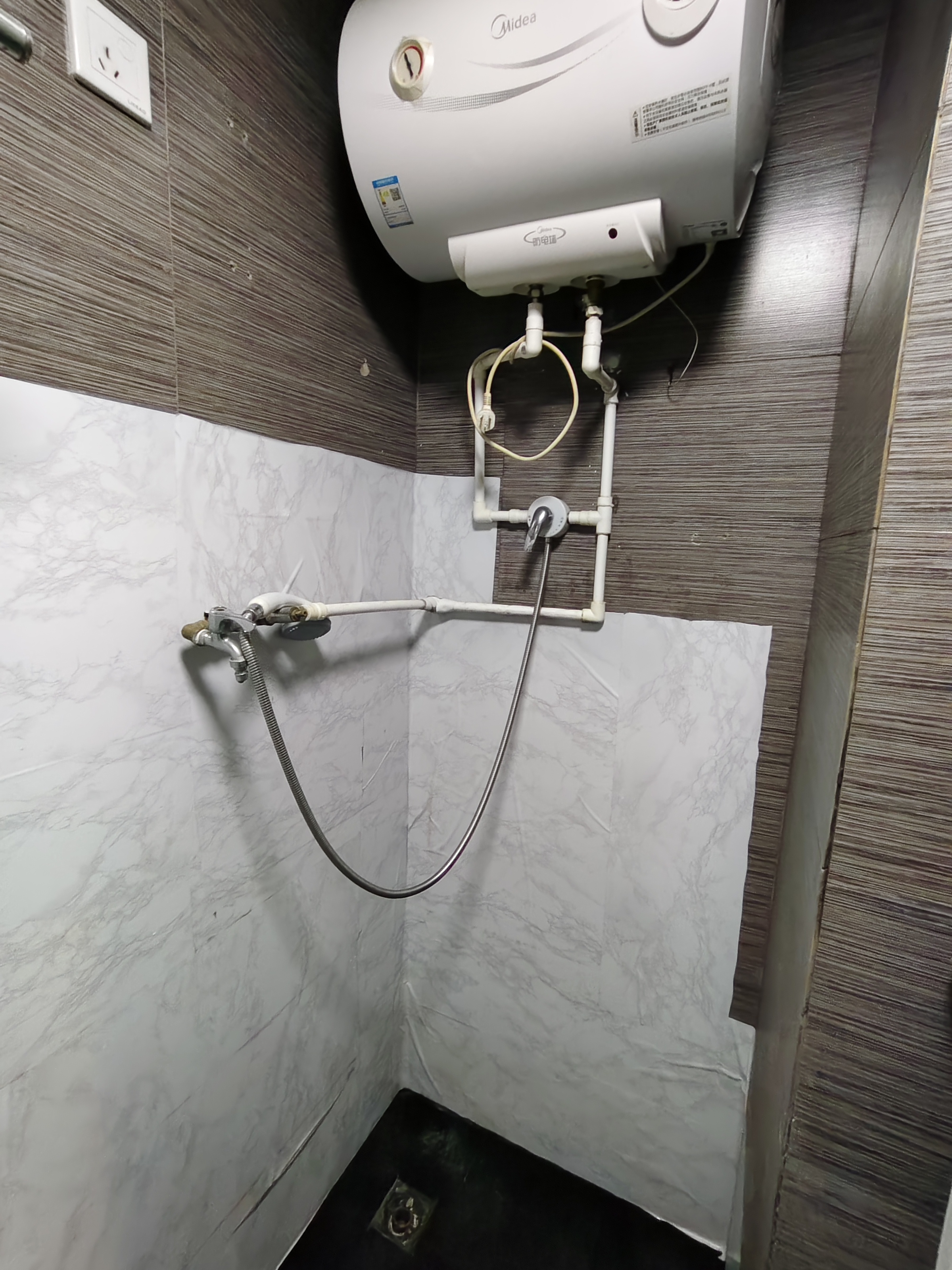 天骋康都  1室0厅1卫    1200.0元/月室内图