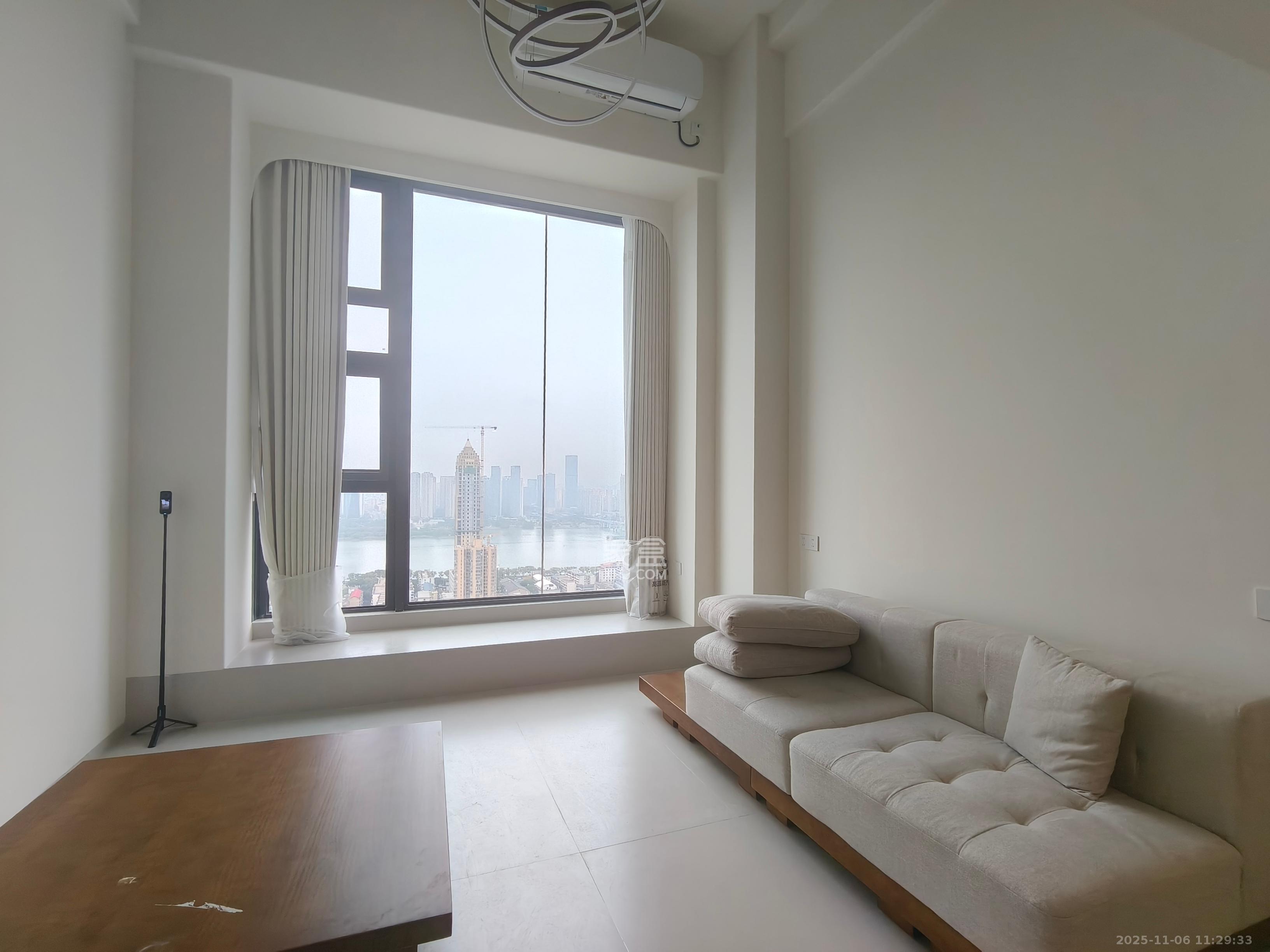 建发养云 1室0厅0卫 3200.0元/月 建发养云 1室0厅0卫 3200.0元/月室内图