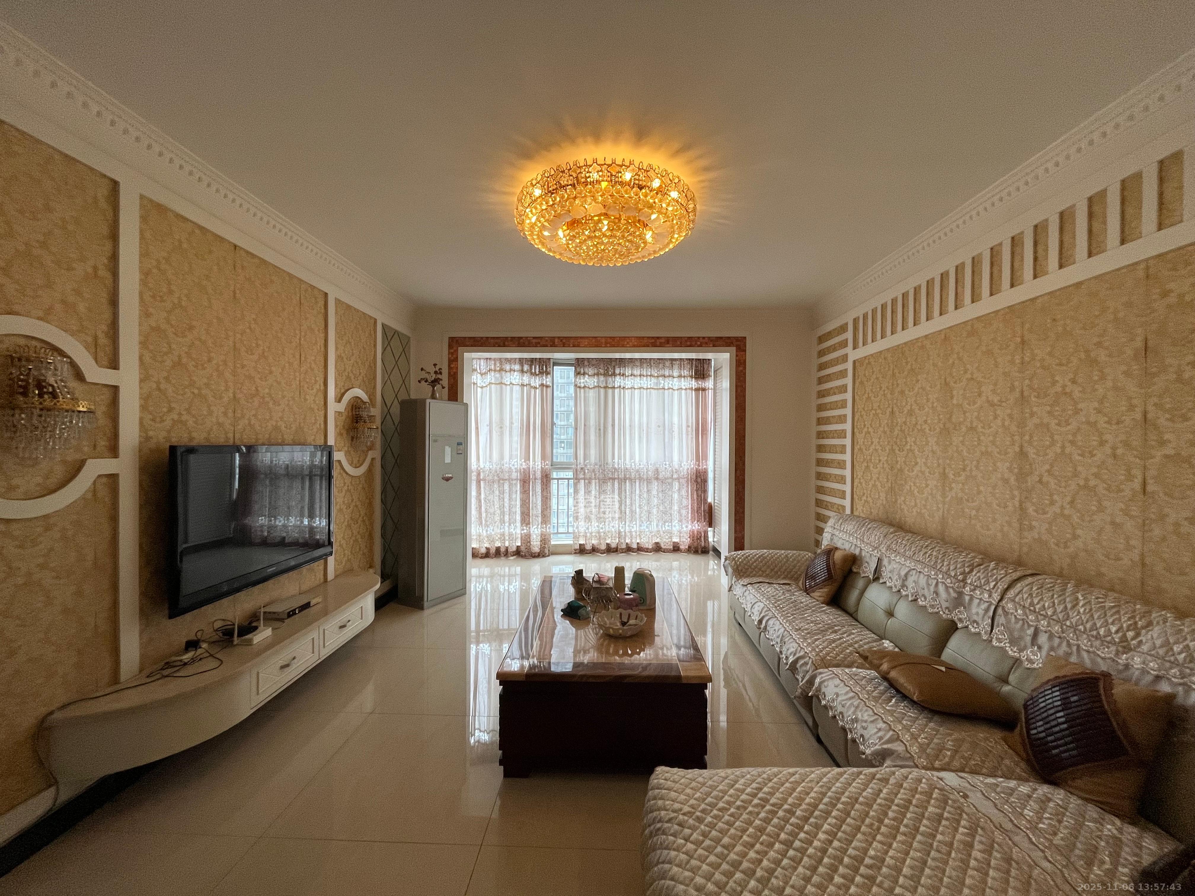 先锋东外滩 3室2厅2卫 3200.0元/月 先锋东外滩 3室2厅2卫 3200.0元/月室内图