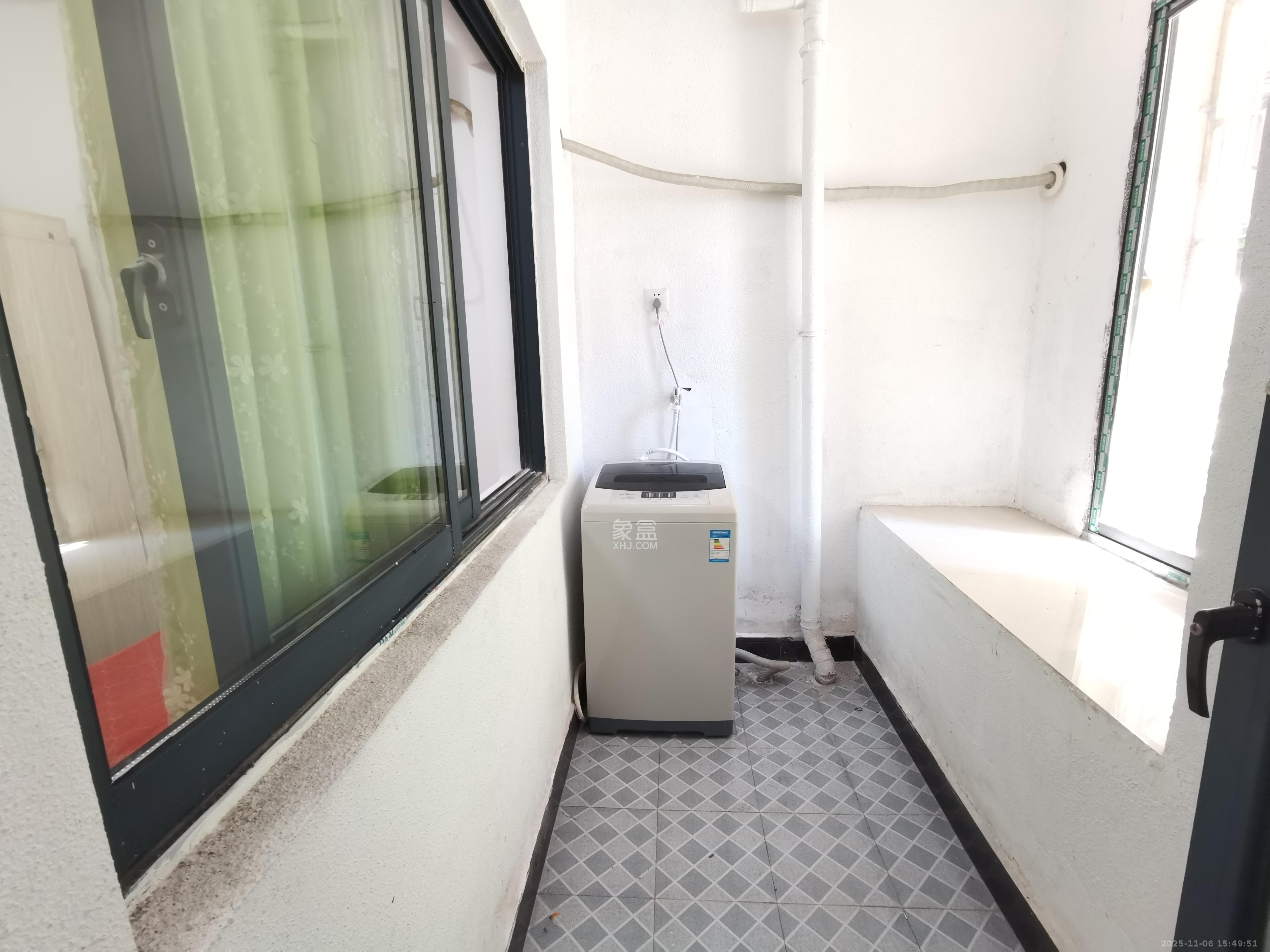 奥克斯广场 3室2厅1卫 3000.0元/月 奥克斯广场 3室2厅1卫 3000.0元/月室内图