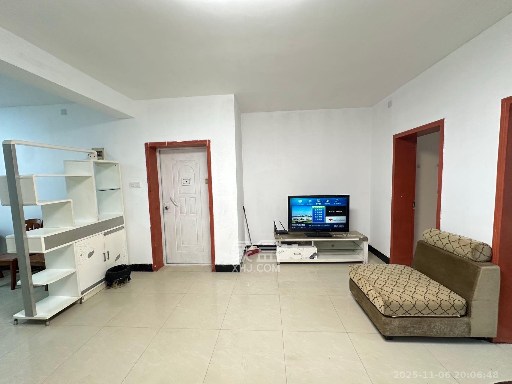 中南汽车世界 2室2厅1卫 1200.0元/月 中南汽车世界 2室2厅1卫 1200.0元/月室内图