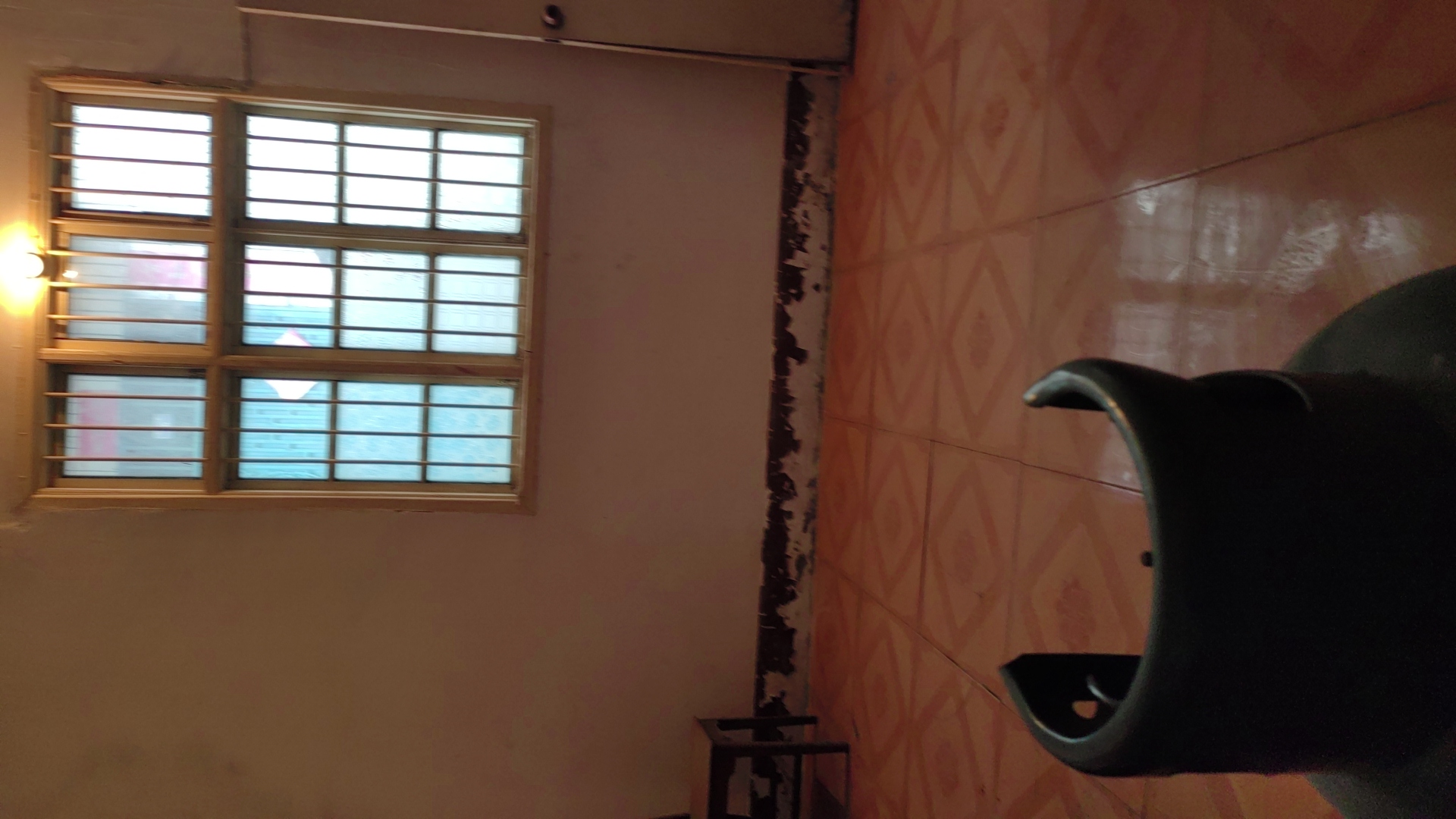 市中心散盘 4室2厅2卫 65.8万 市中心散盘 4室2厅2卫 65.8万客厅