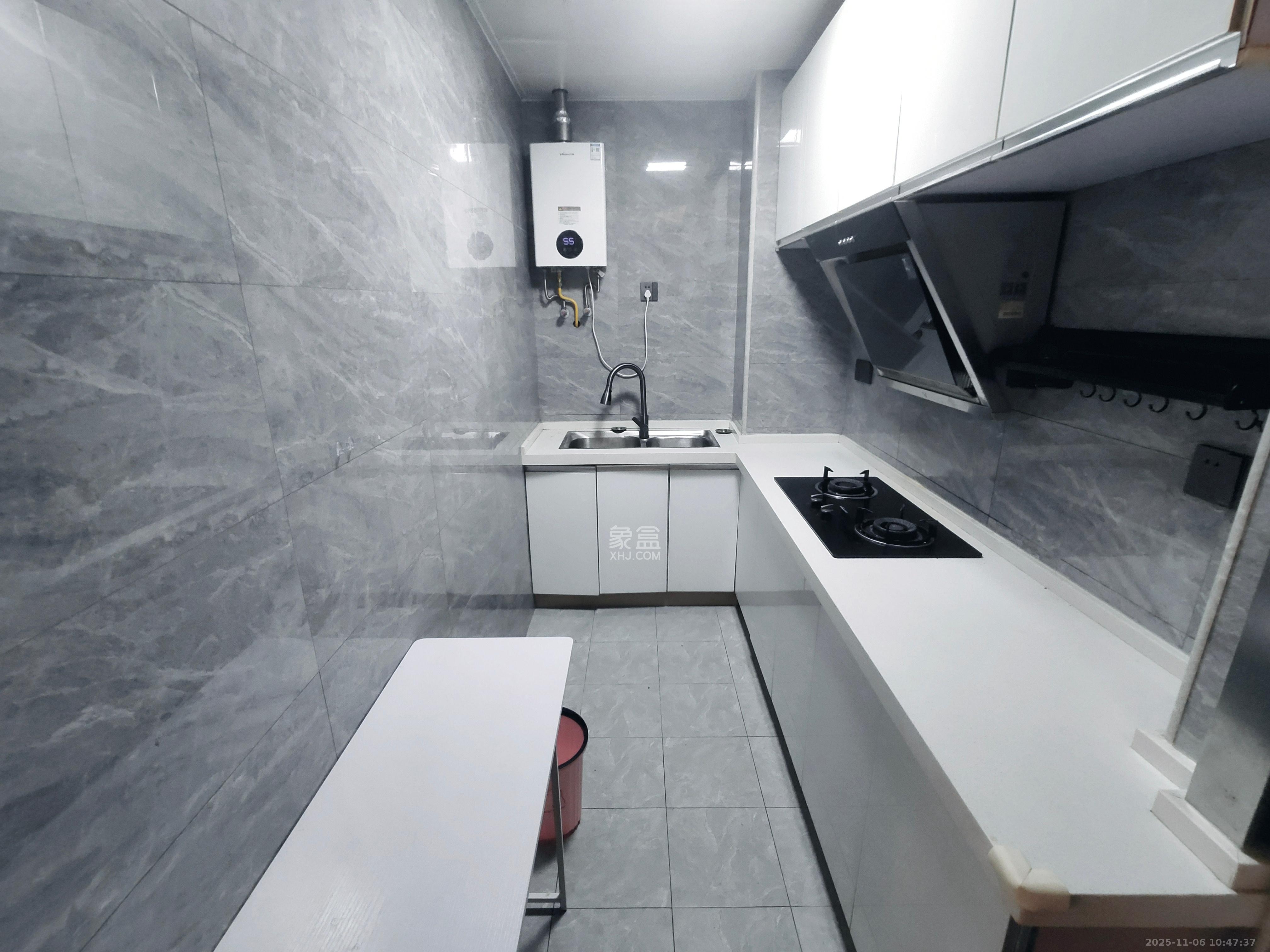 尚上美寓  2室1厅1卫    2600.0元/月室内图