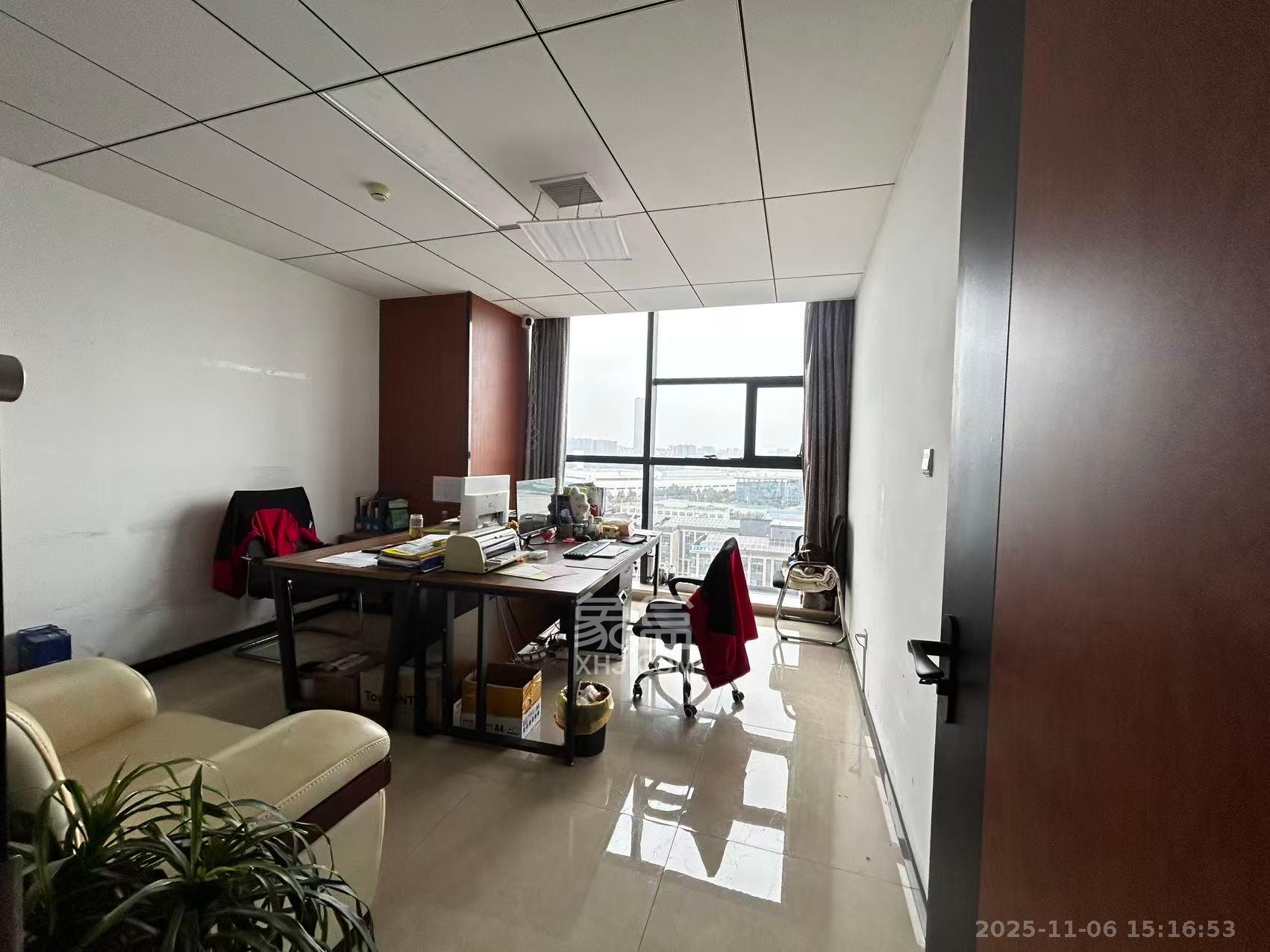 中部智谷产业园  1室1厅1卫    15000.0元/月室内图