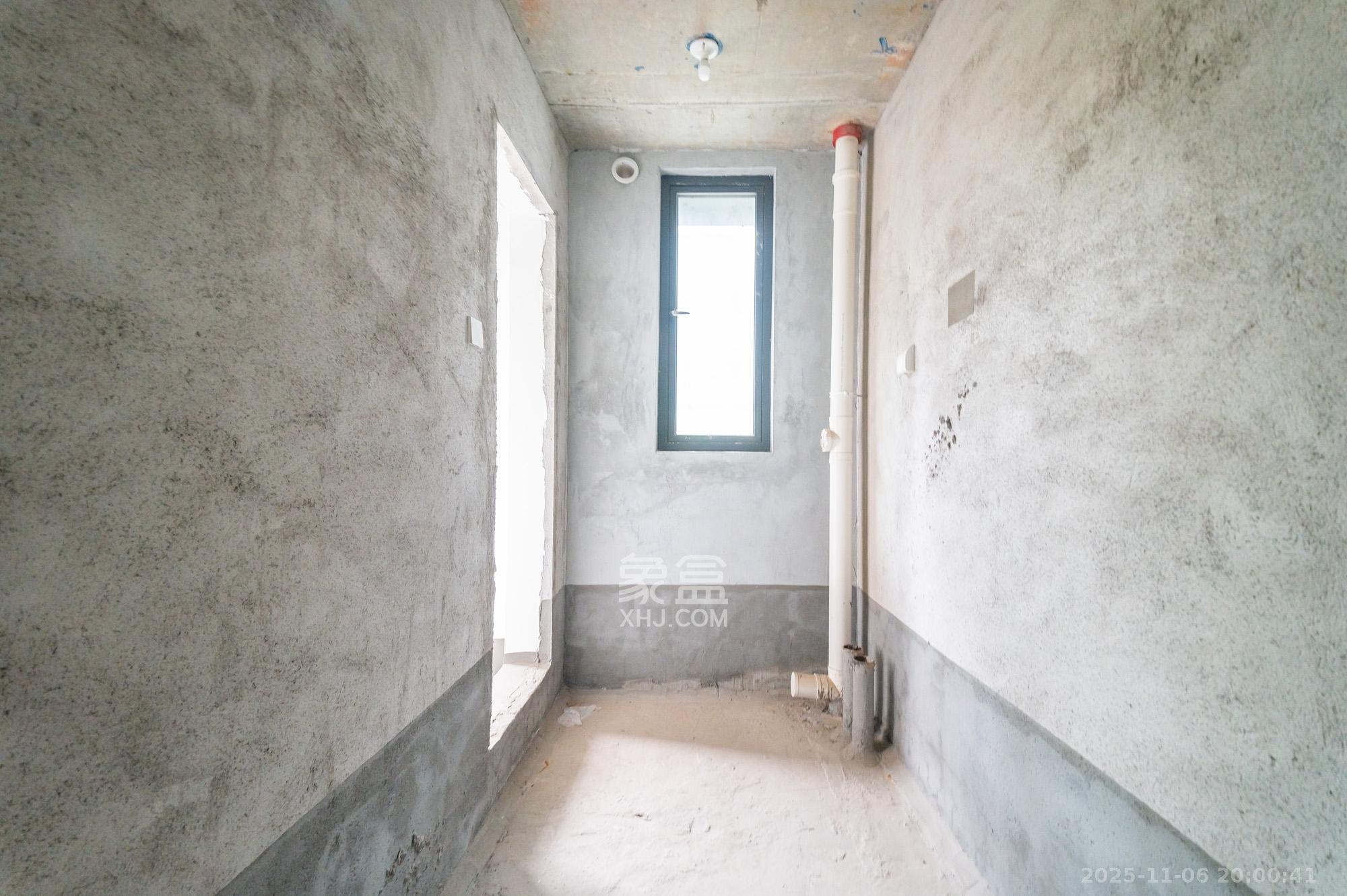 五矿万境松雅 5室2厅3卫 230.0万 五矿万境松雅 5室2厅3卫 230.0万其他