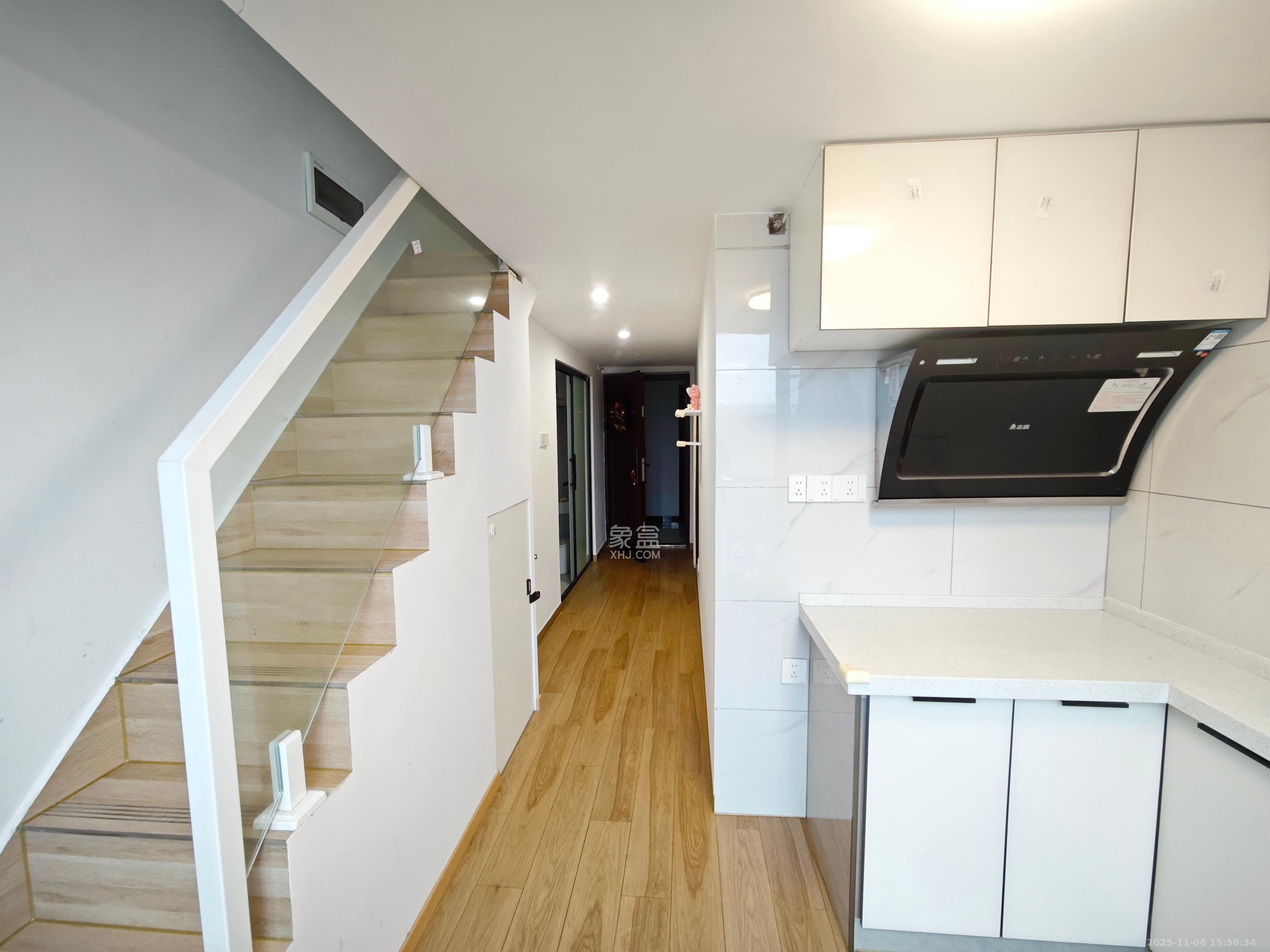 新长海D1站  1室1厅1卫    1500.0元/月室内图