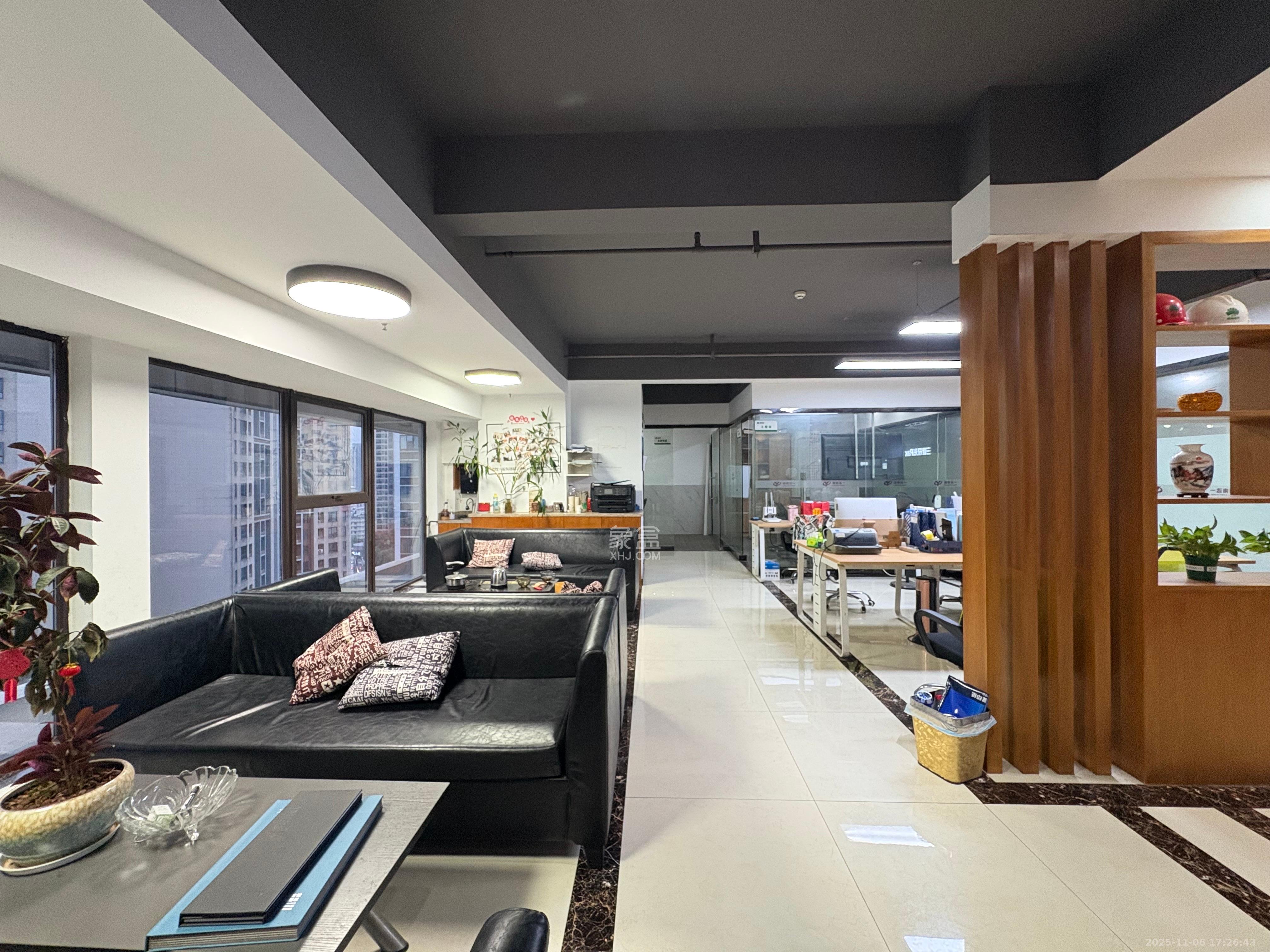 达美D6区   120.0㎡      6500.0元/月室内图