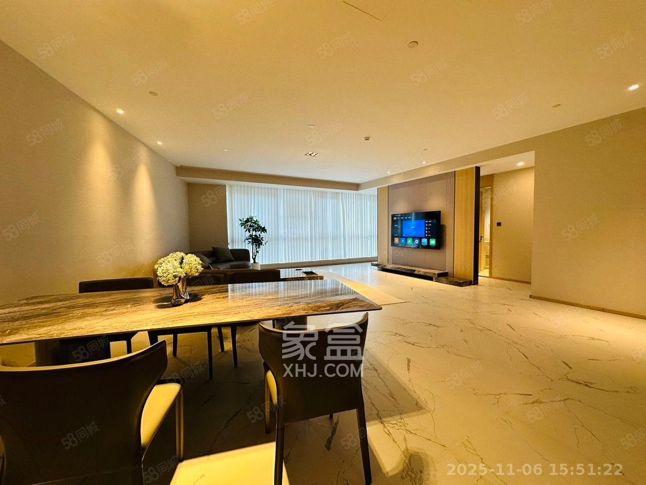 正荣梅溪紫阙台  4室2厅4卫    8500.0元/月室内图