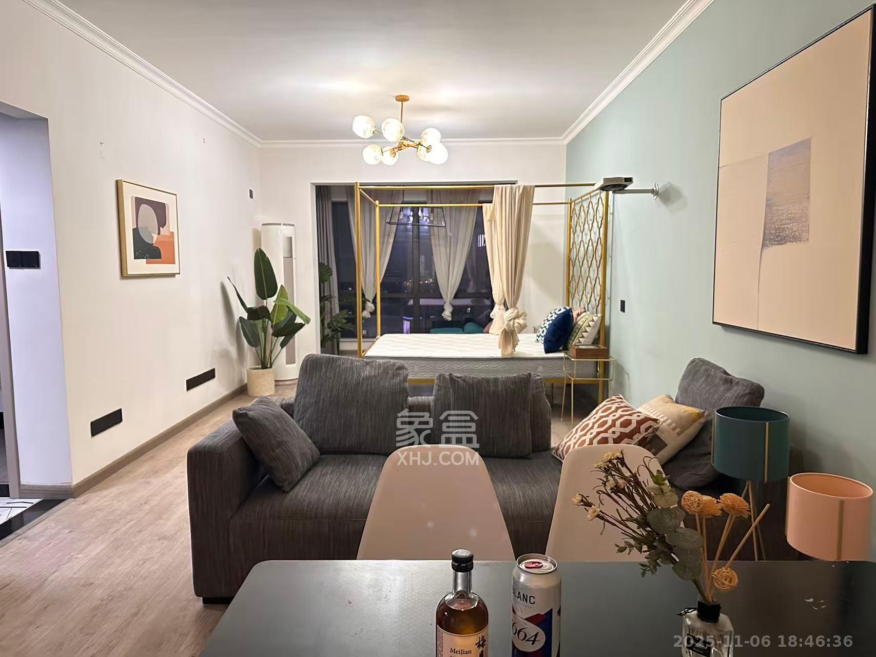 保利西海岸B区 1室2厅1卫 2700.0元/月 保利西海岸B区 1室2厅1卫 2700.0元/月室内图