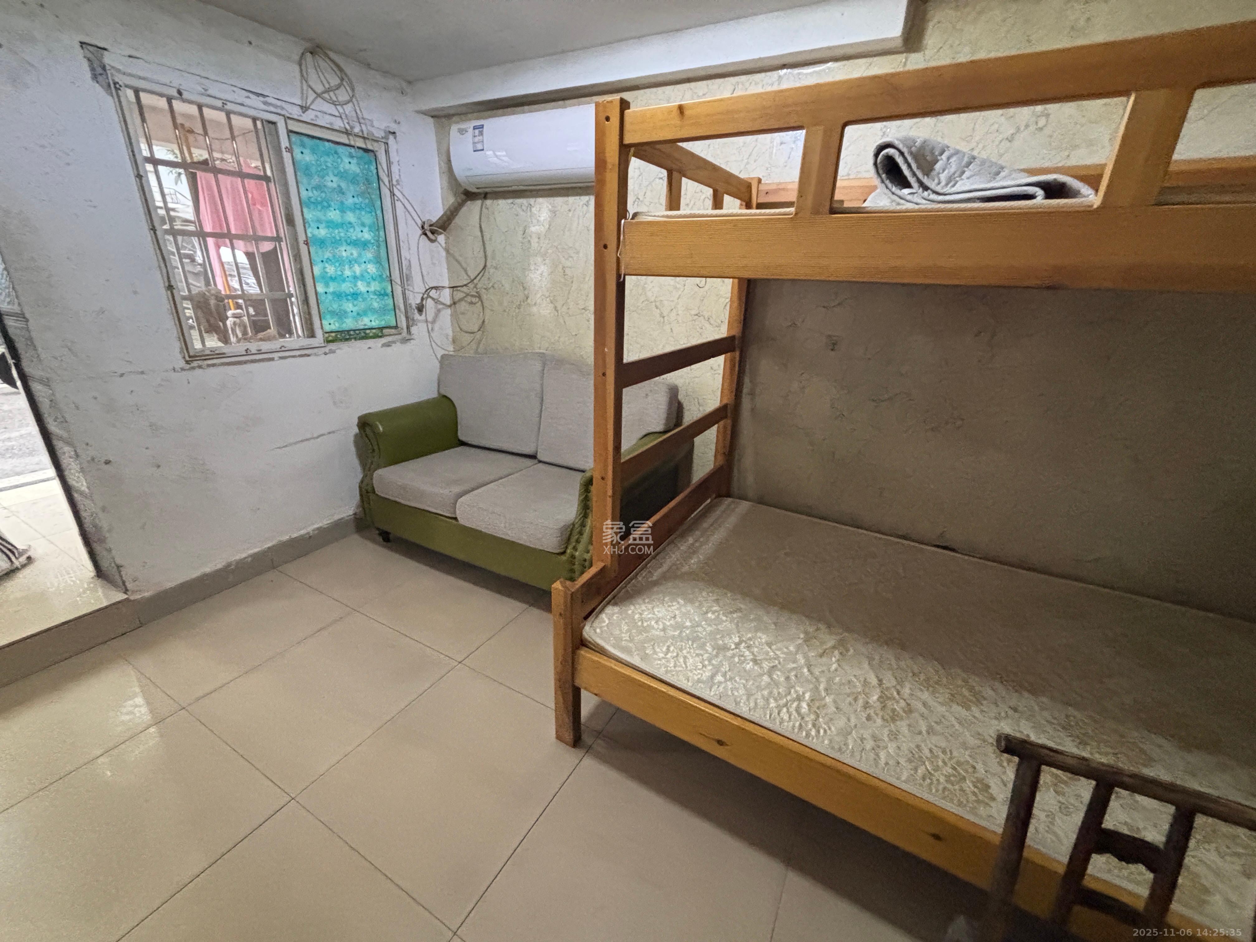 景湾小区（井湾小区）  1室1厅1卫    600.0元/月