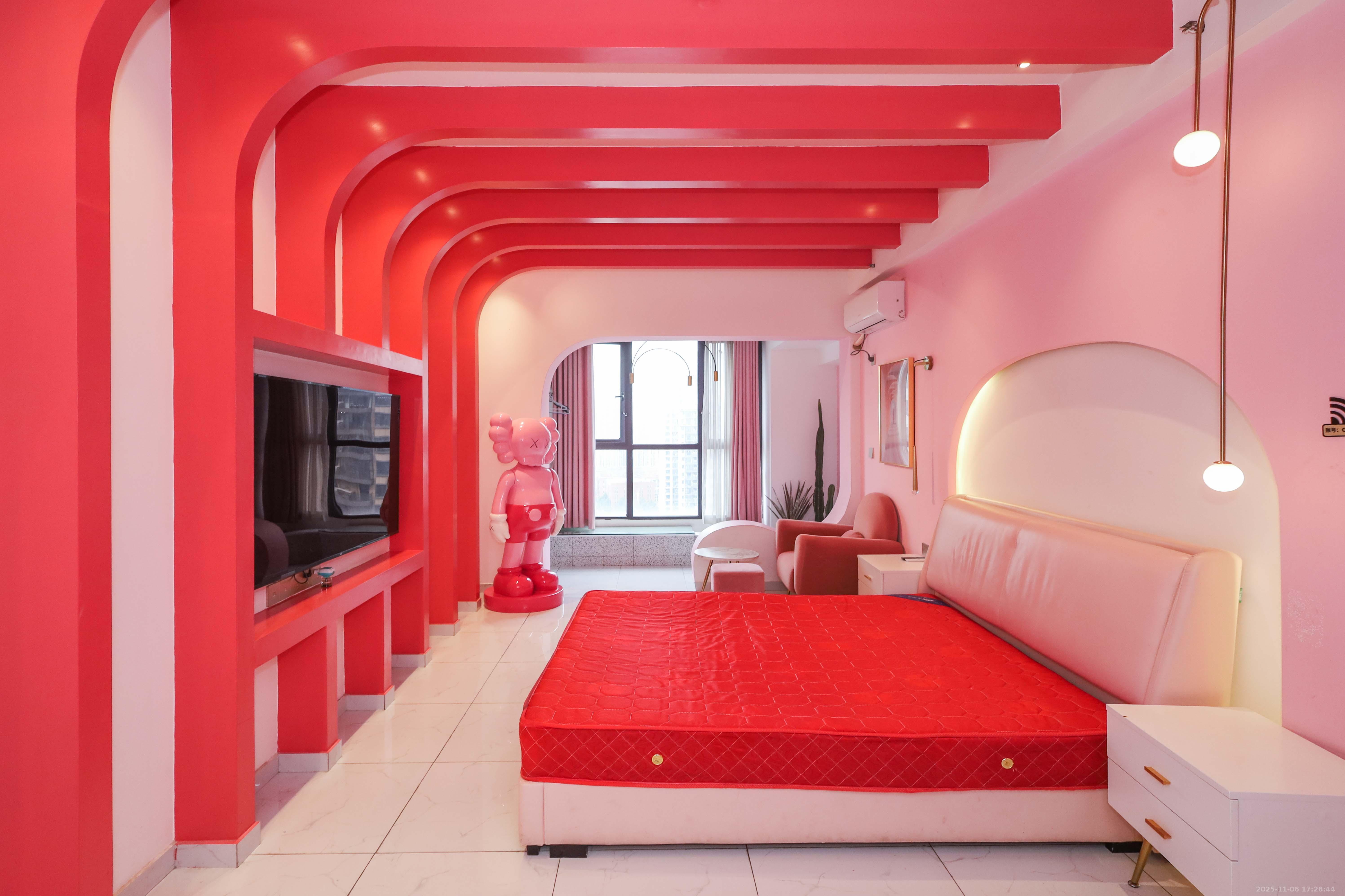 梅溪国际公寓（步步高新天地）  1室0厅0卫    26.0万