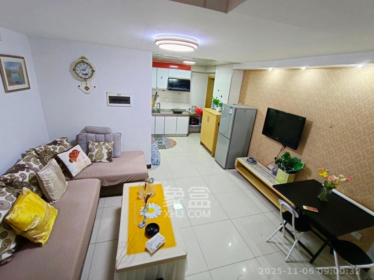 融圣国际  2室1厅1卫    2000.0元/月