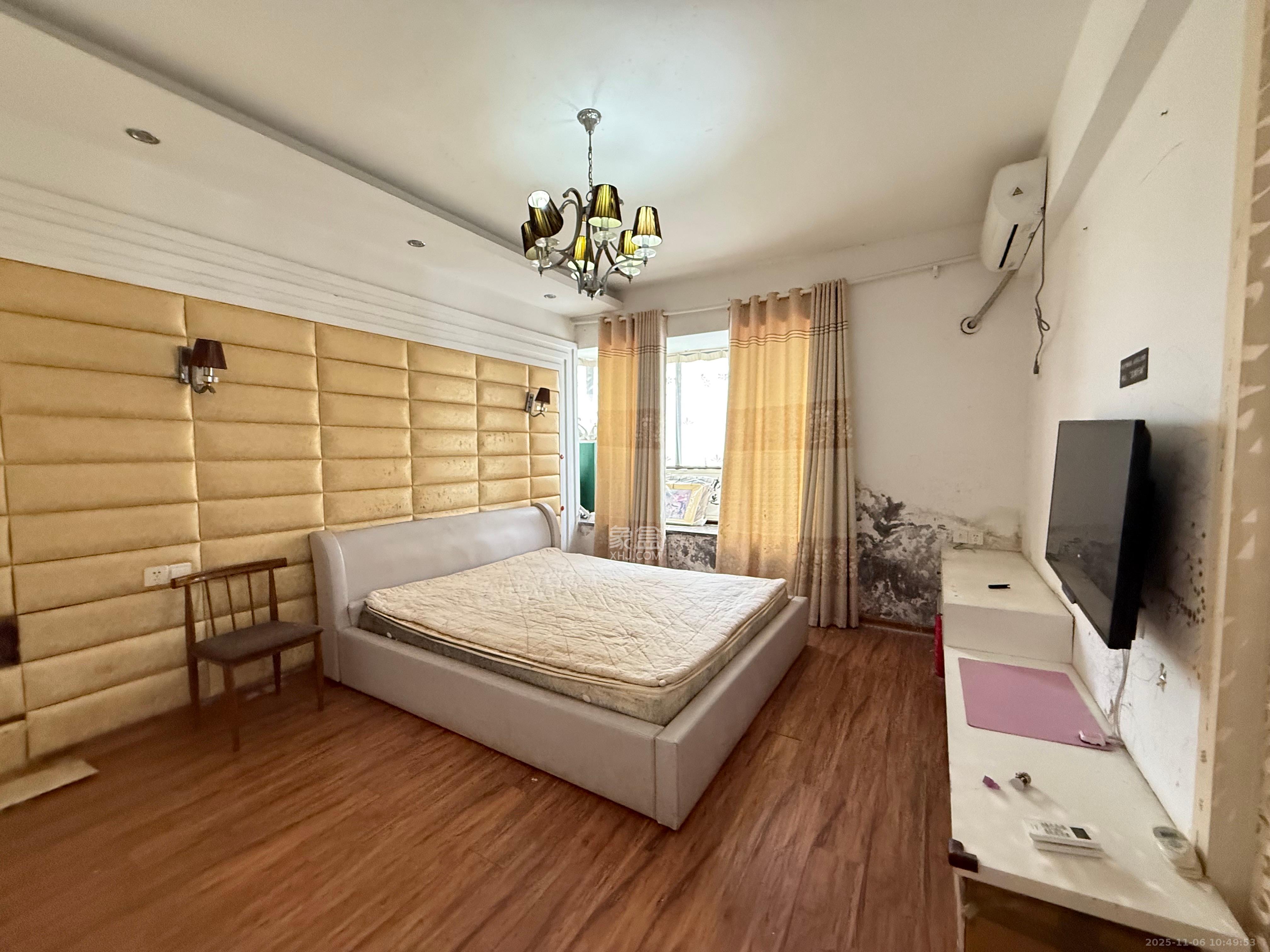 金麓国际 3室2厅2卫 2800.0元/月 金麓国际 3室2厅2卫 2800.0元/月室内图