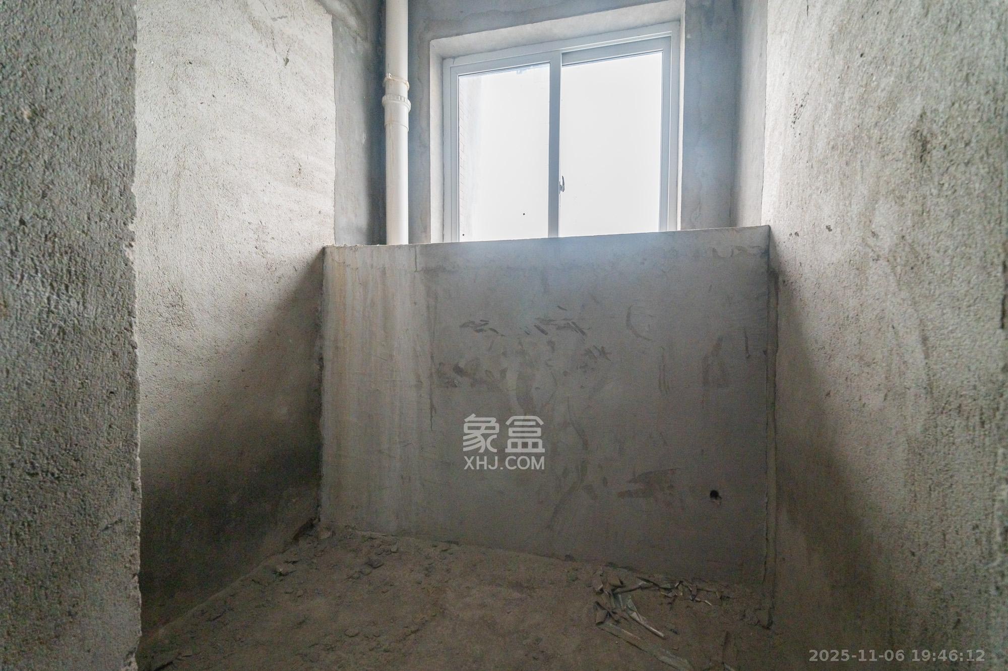 东方航标  1室1厅1卫    17.0万其他