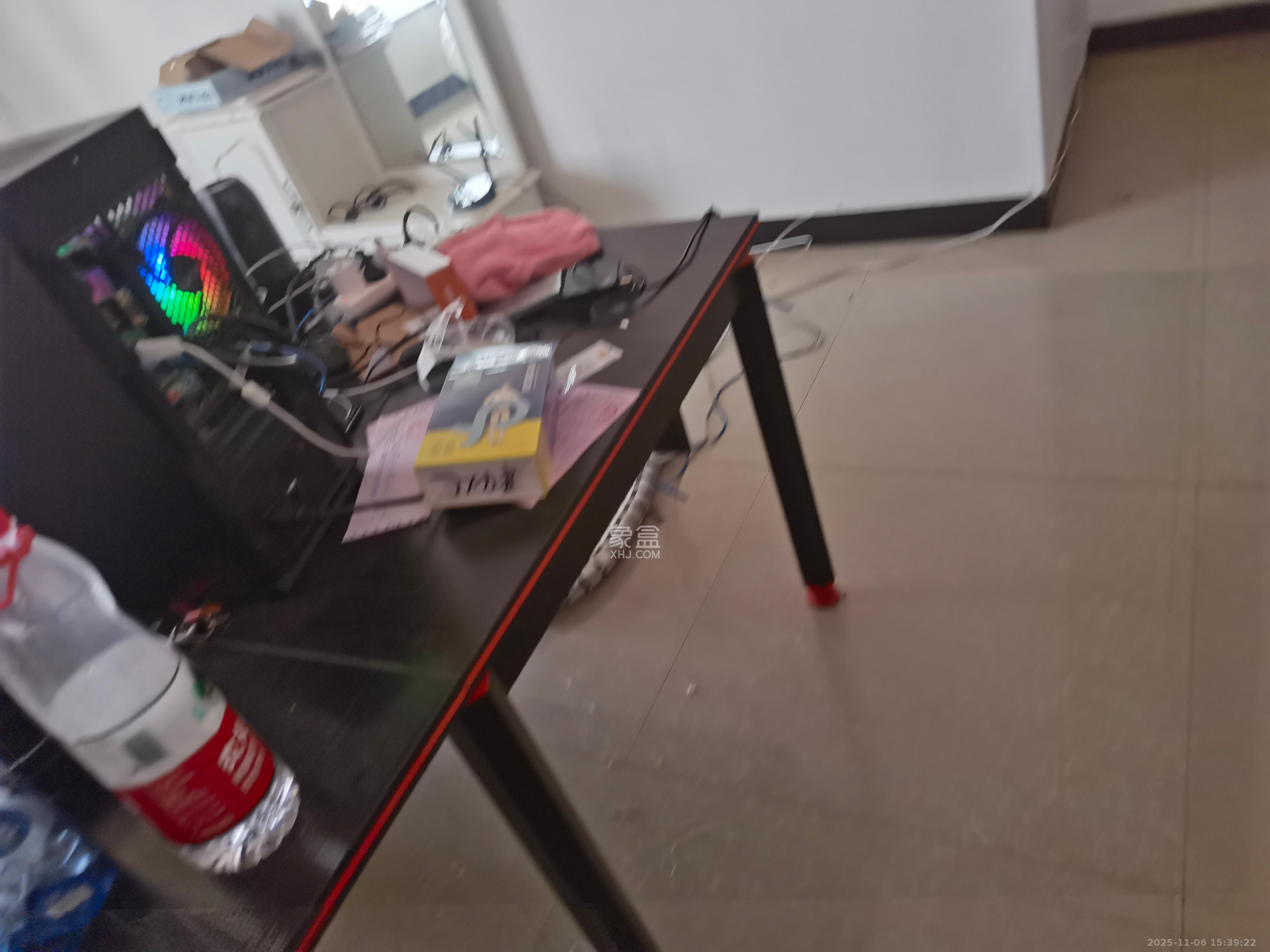 高桥现代商贸城  3室1厅1卫    3000.0元/月室内图