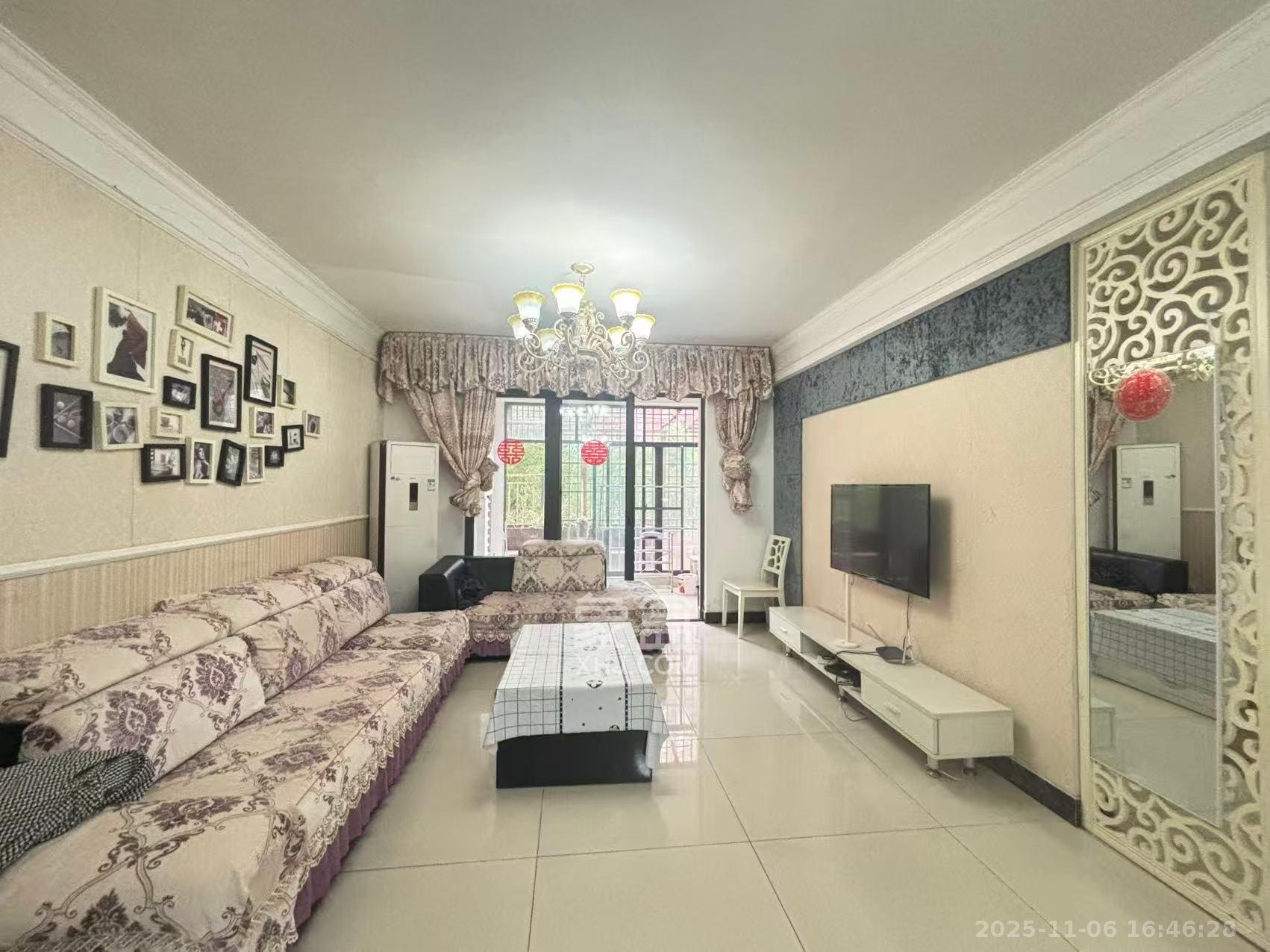 华润凤凰城二期 3室2厅1卫 2000.0元/月 华润凤凰城二期 3室2厅1卫 2000.0元/月室内图