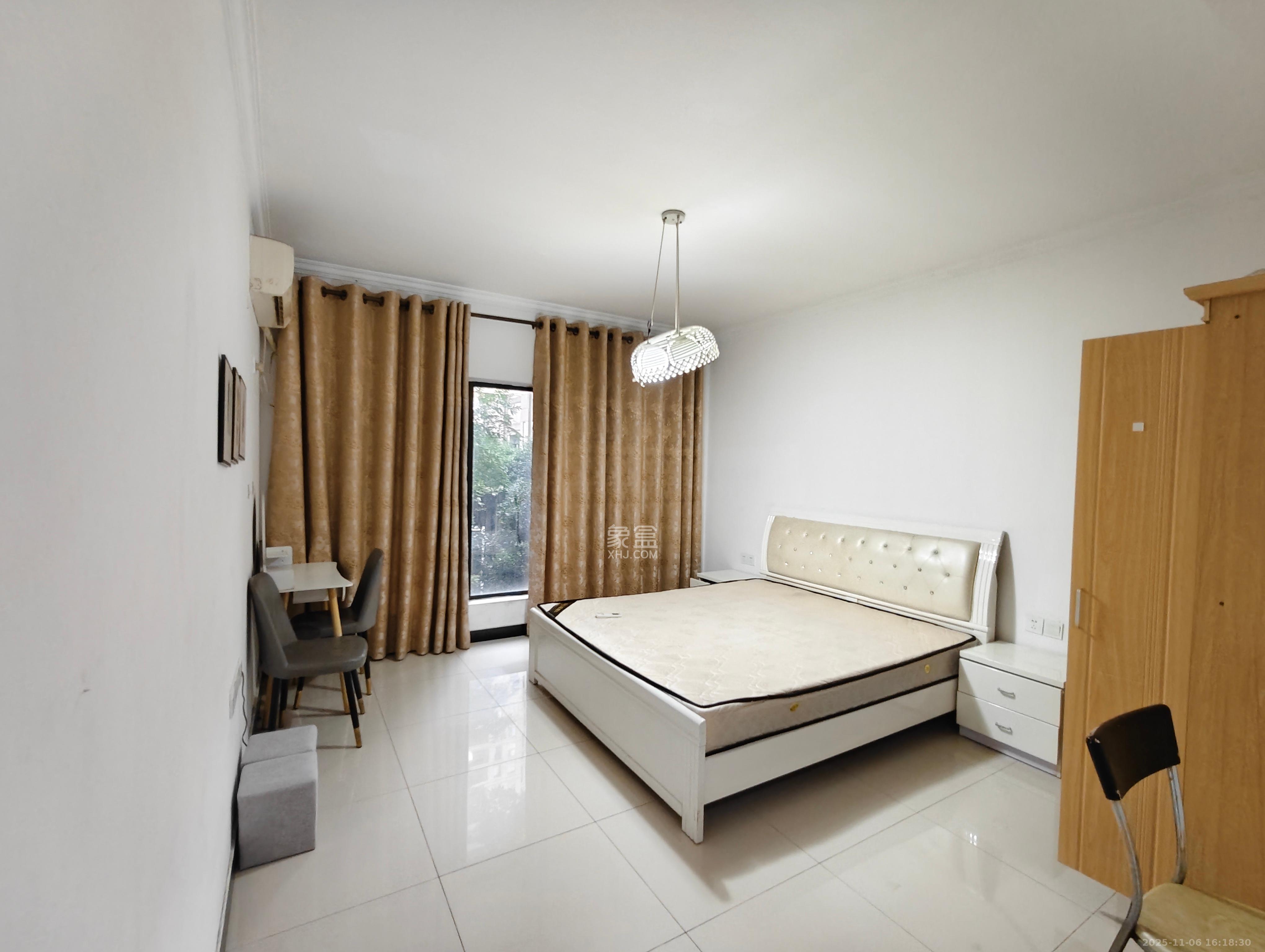 兴旺正佳广场（金石雅苑）  1室2厅1卫    2600.0元/月室内图