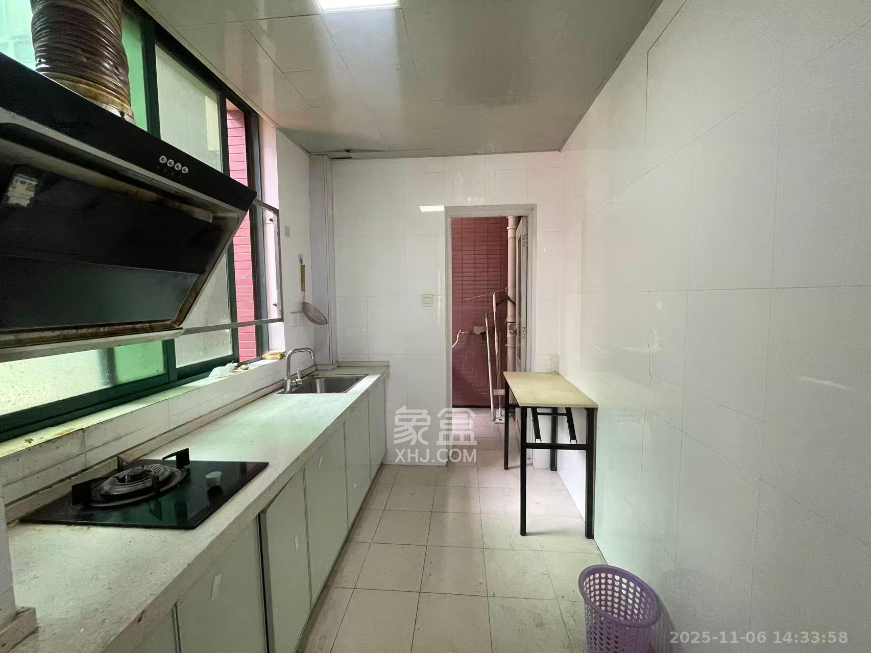 湘府东苑 2室2厅1卫 1800.0元/月 湘府东苑 2室2厅1卫 1800.0元/月室内图