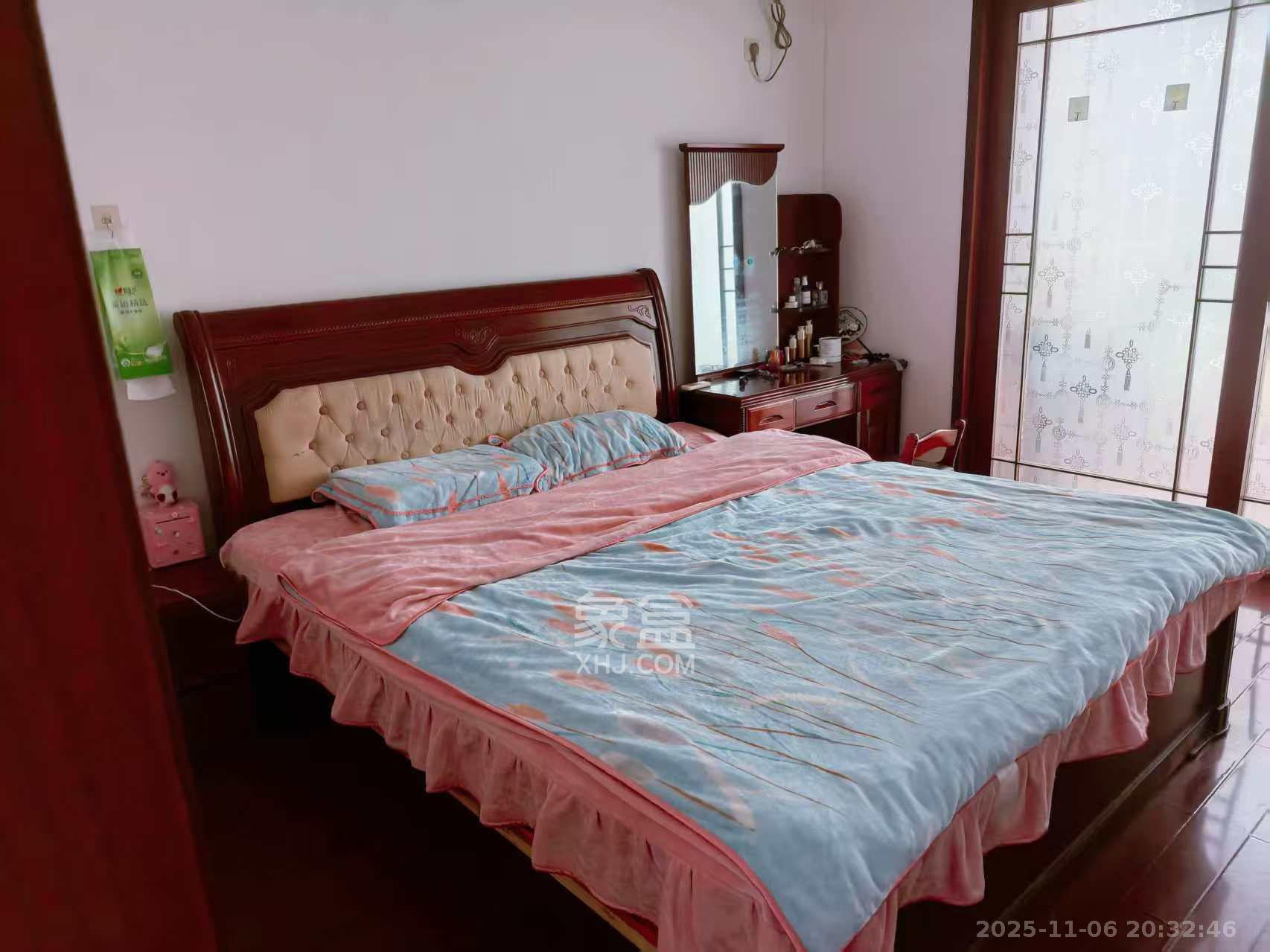 中建桂苑  3室2厅1卫    1800.0元/月室内图