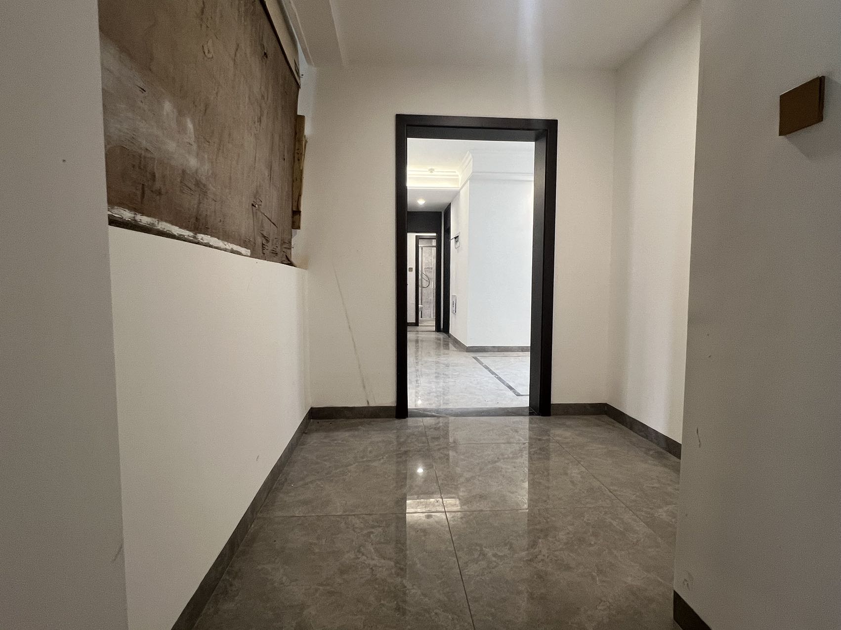 天街华府（海南新天地）  3室1厅1卫    222.0万室内图