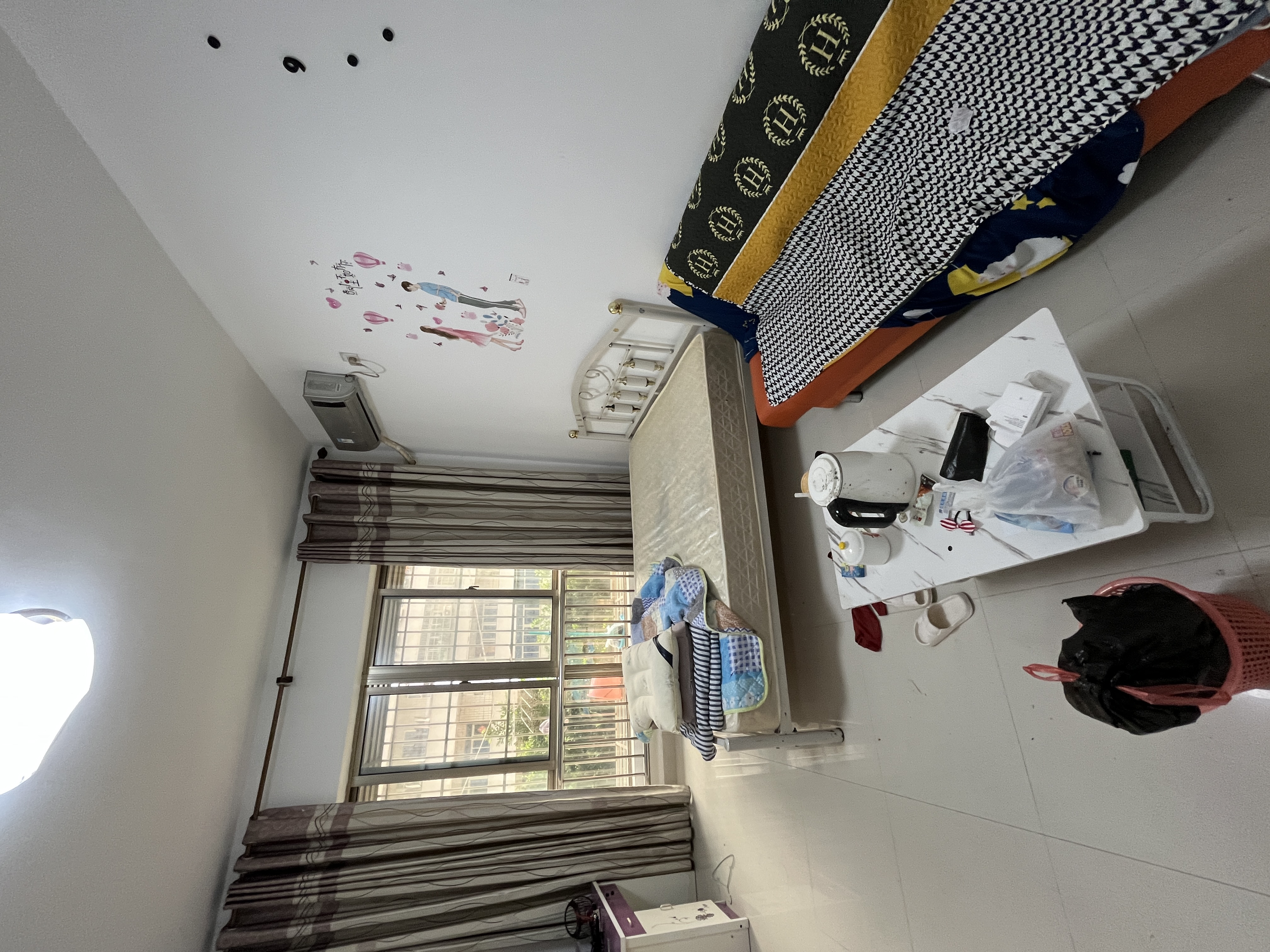 华林广场 1室0厅1卫 1500.0元/月 华林广场 1室0厅1卫 1500.0元/月室内图