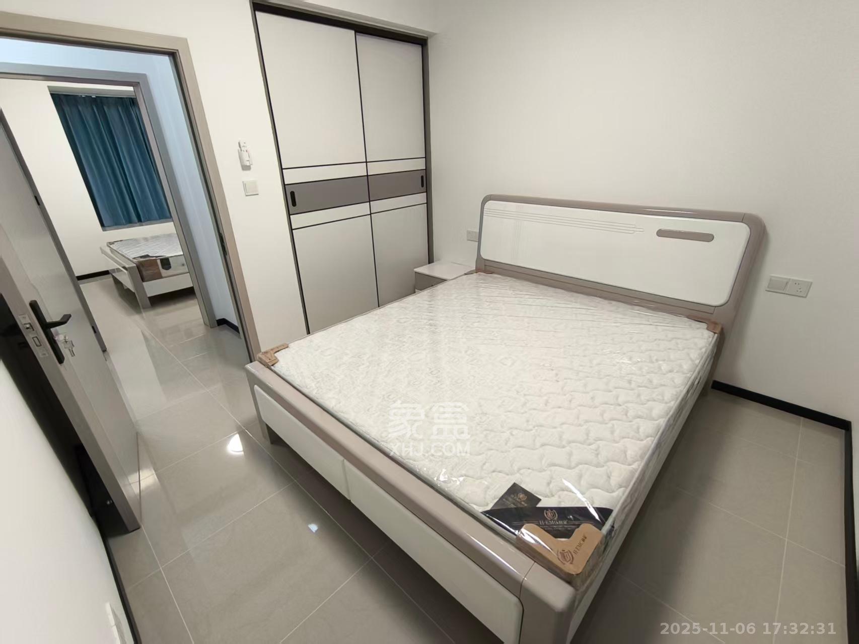 桥头家园二期(桥头家苑二期) 3室2厅2卫 2100.0元/月 桥头家园二期(桥头家苑二期) 3室2厅2卫 2100.0元/月室内图