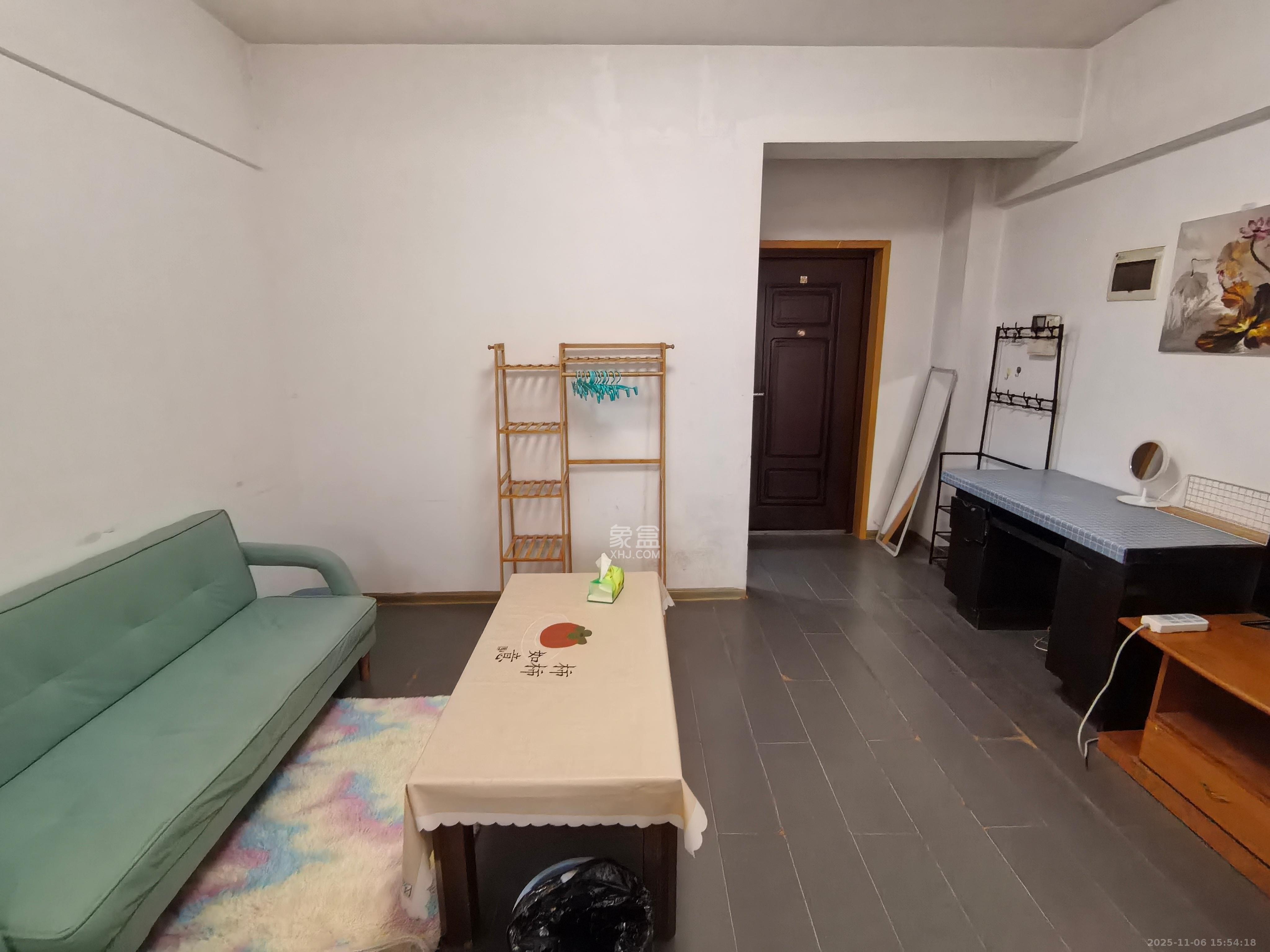 谋房博客(博客天街)  1室1厅1卫    1400.0元/月