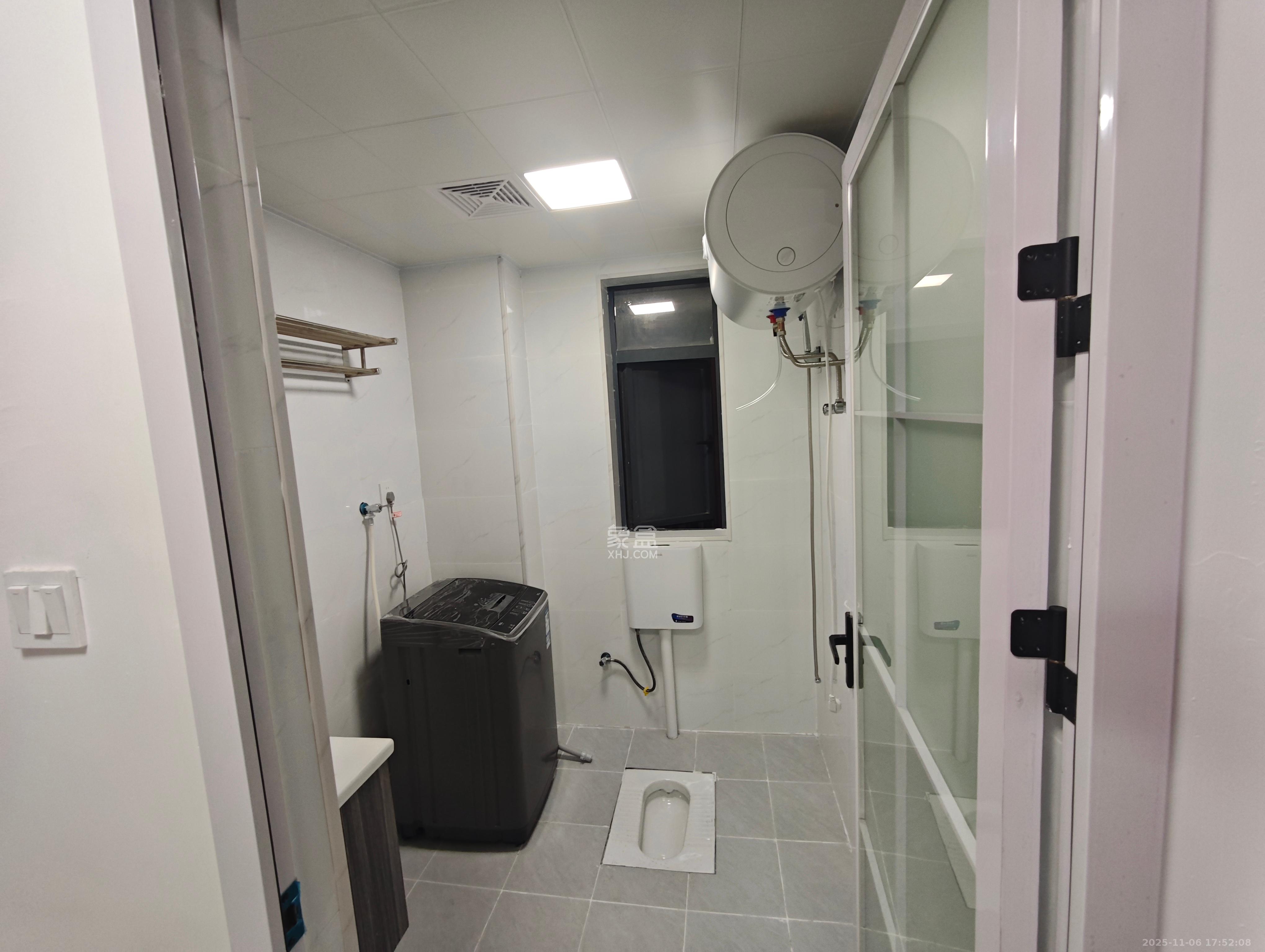 香樟兰亭(朗峰苑) 1室2厅1卫 2200.0元/月 香樟兰亭(朗峰苑) 1室2厅1卫 2200.0元/月室内图