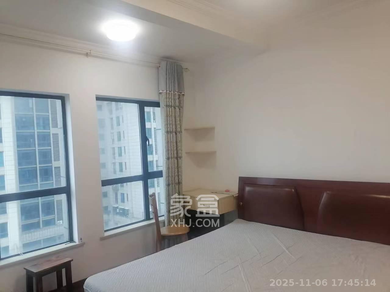 天下一家  2室2厅1卫    2200.0元/月室内图