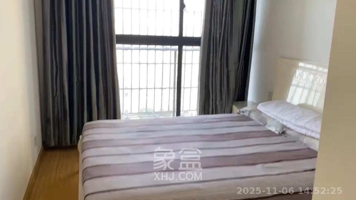 保利麓谷林语C区  4室2厅2卫    4000.0元/月室内图